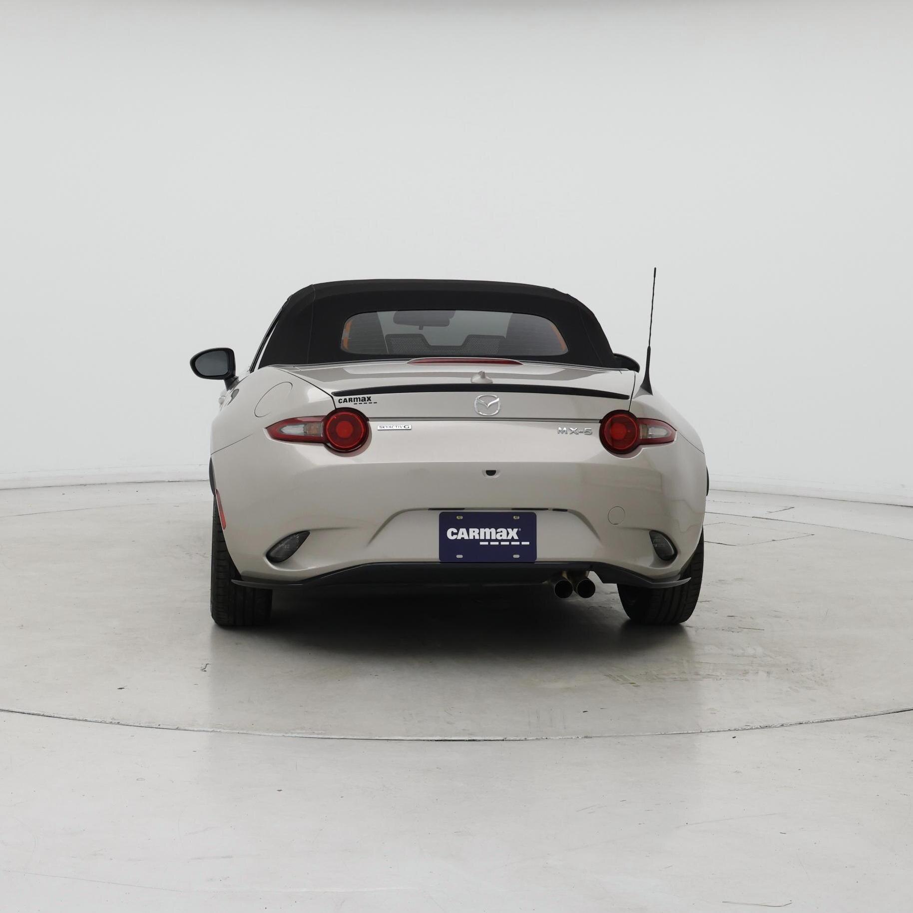 Thumbnail: 2022 Mazda MX-5 Miata - 6