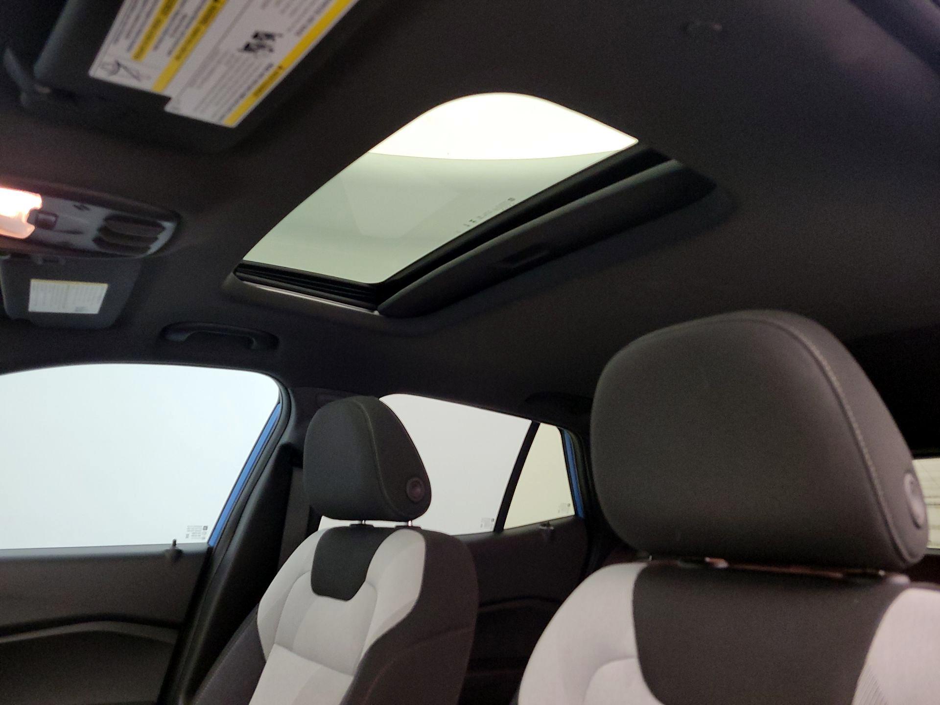 Thumbnail: 2024 Chevrolet Trax - 19