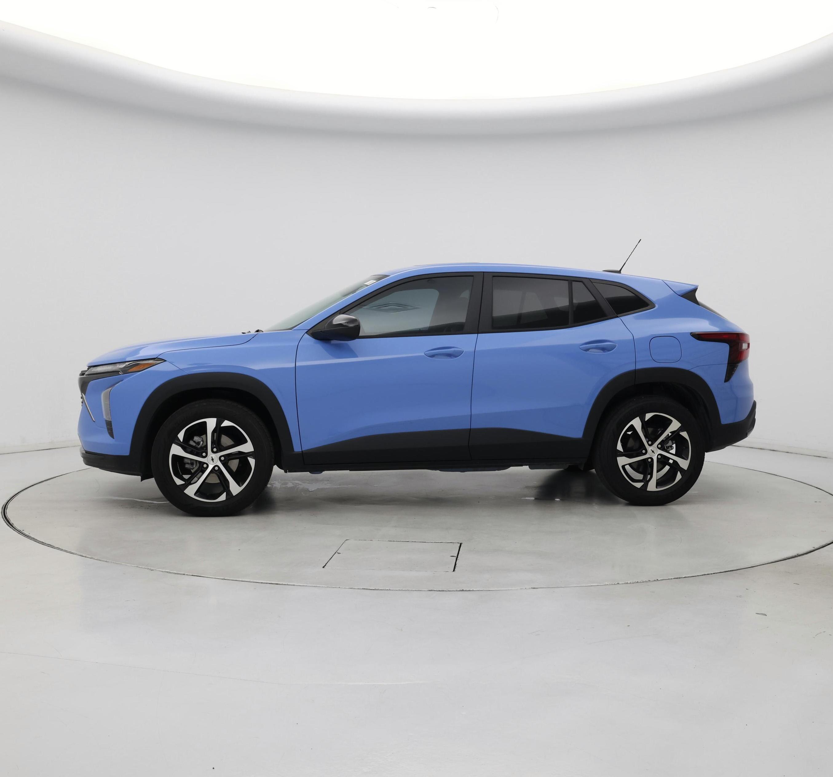 Thumbnail: 2024 Chevrolet Trax - 3