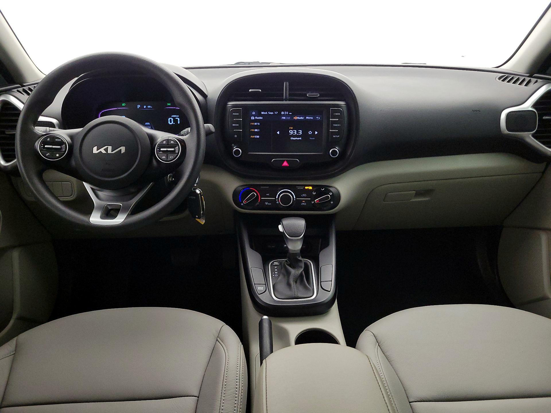 Thumbnail: 2023 Kia Soul - 9