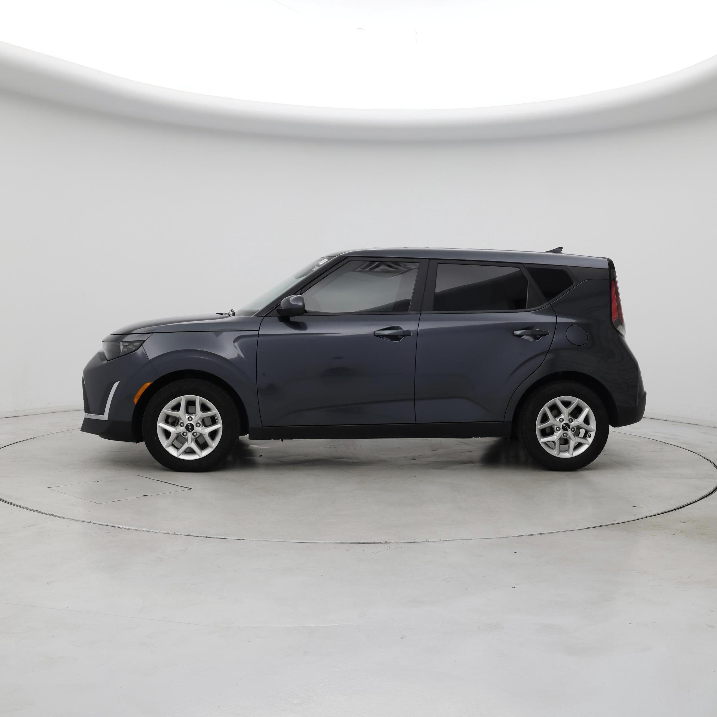 Thumbnail: 2023 Kia Soul - 3