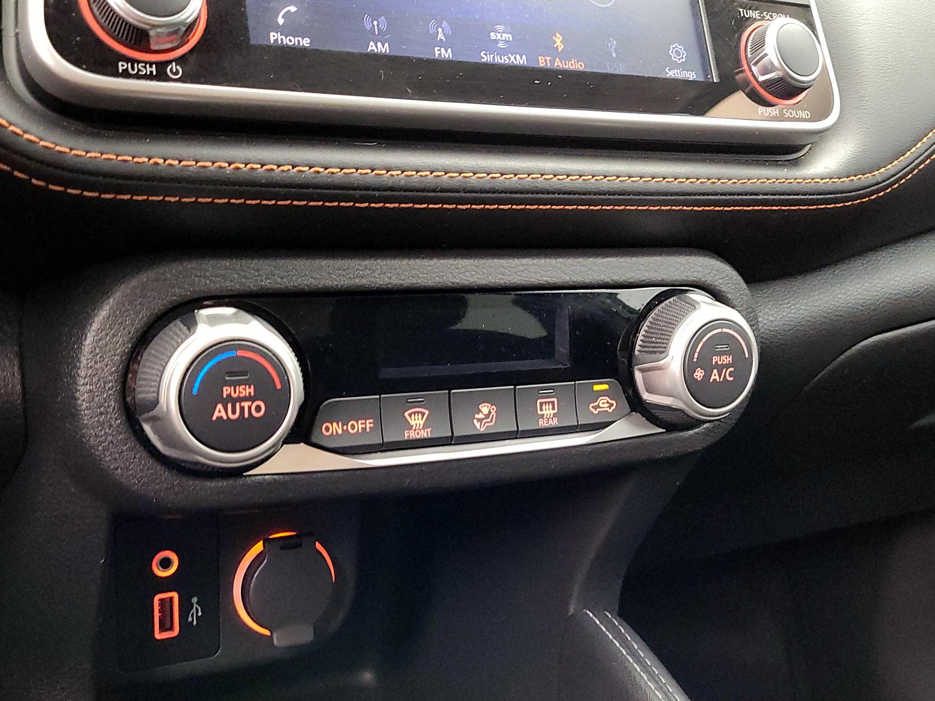 Thumbnail: 2020 Nissan Kicks - 15
