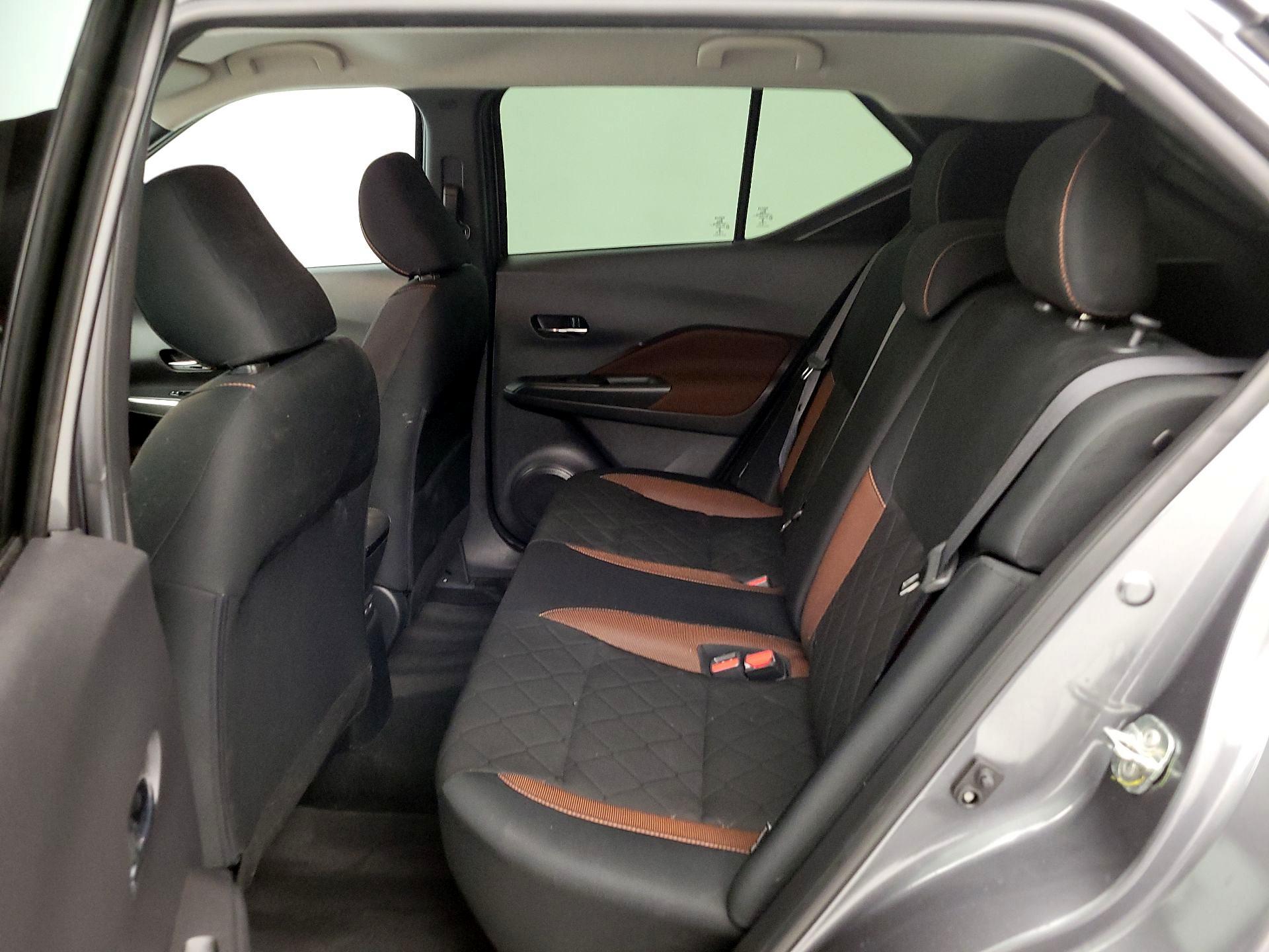 Thumbnail: 2020 Nissan Kicks - 18