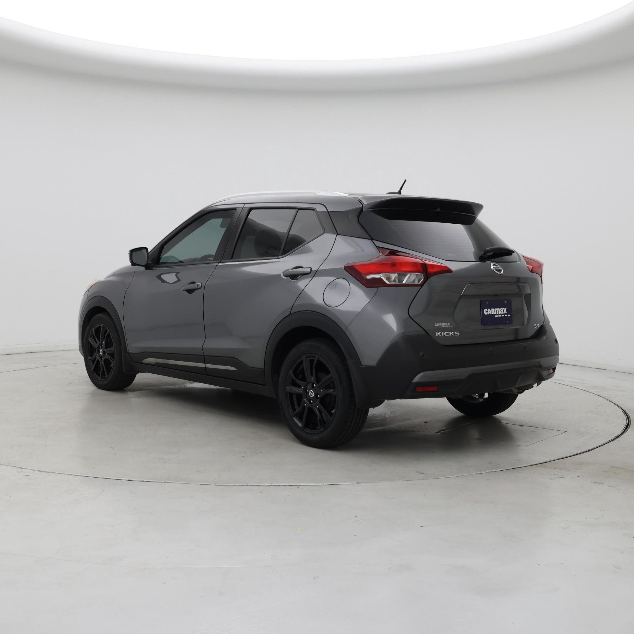 Thumbnail: 2020 Nissan Kicks - 2