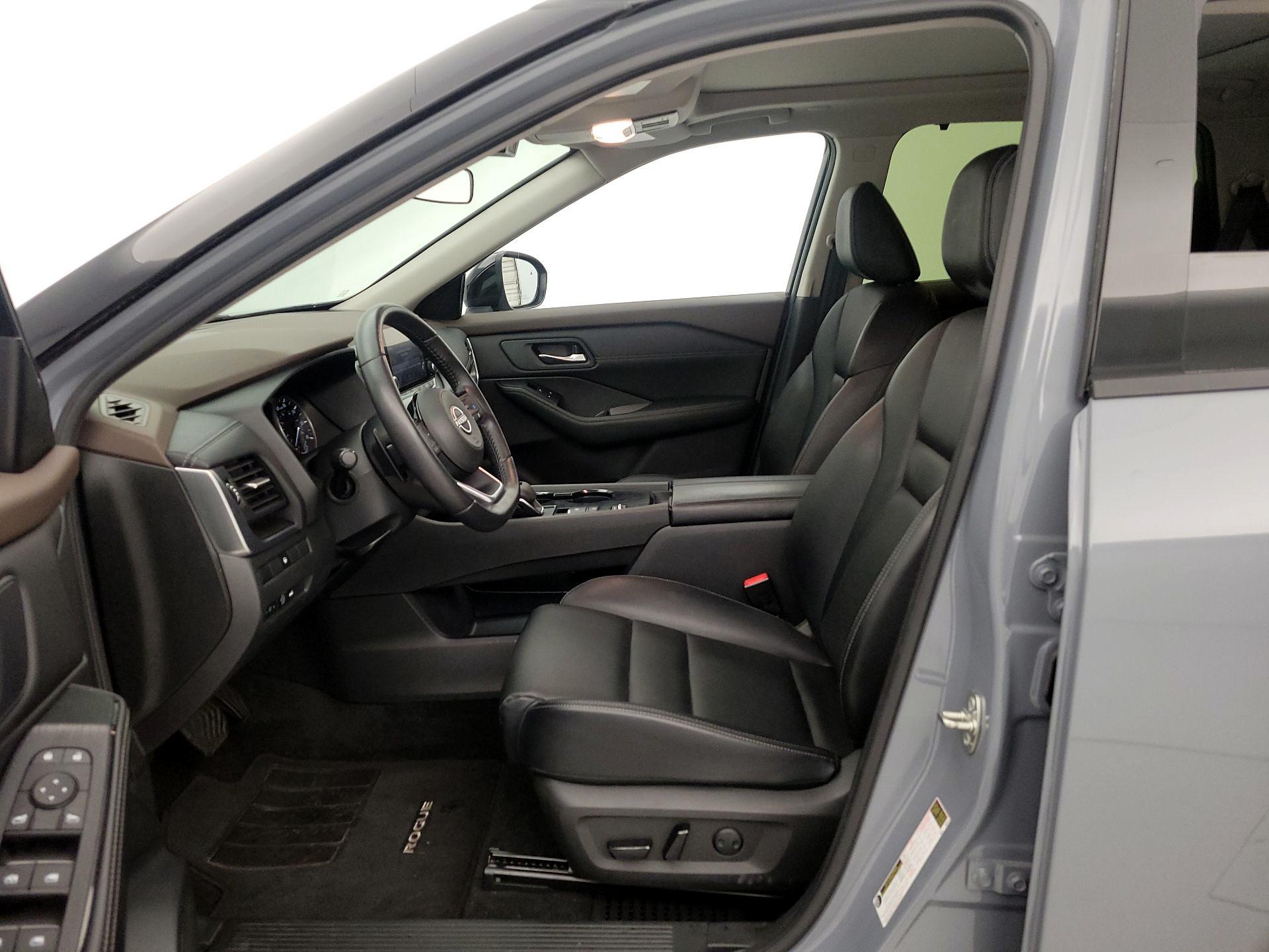Thumbnail: 2023 Nissan Rogue - 11