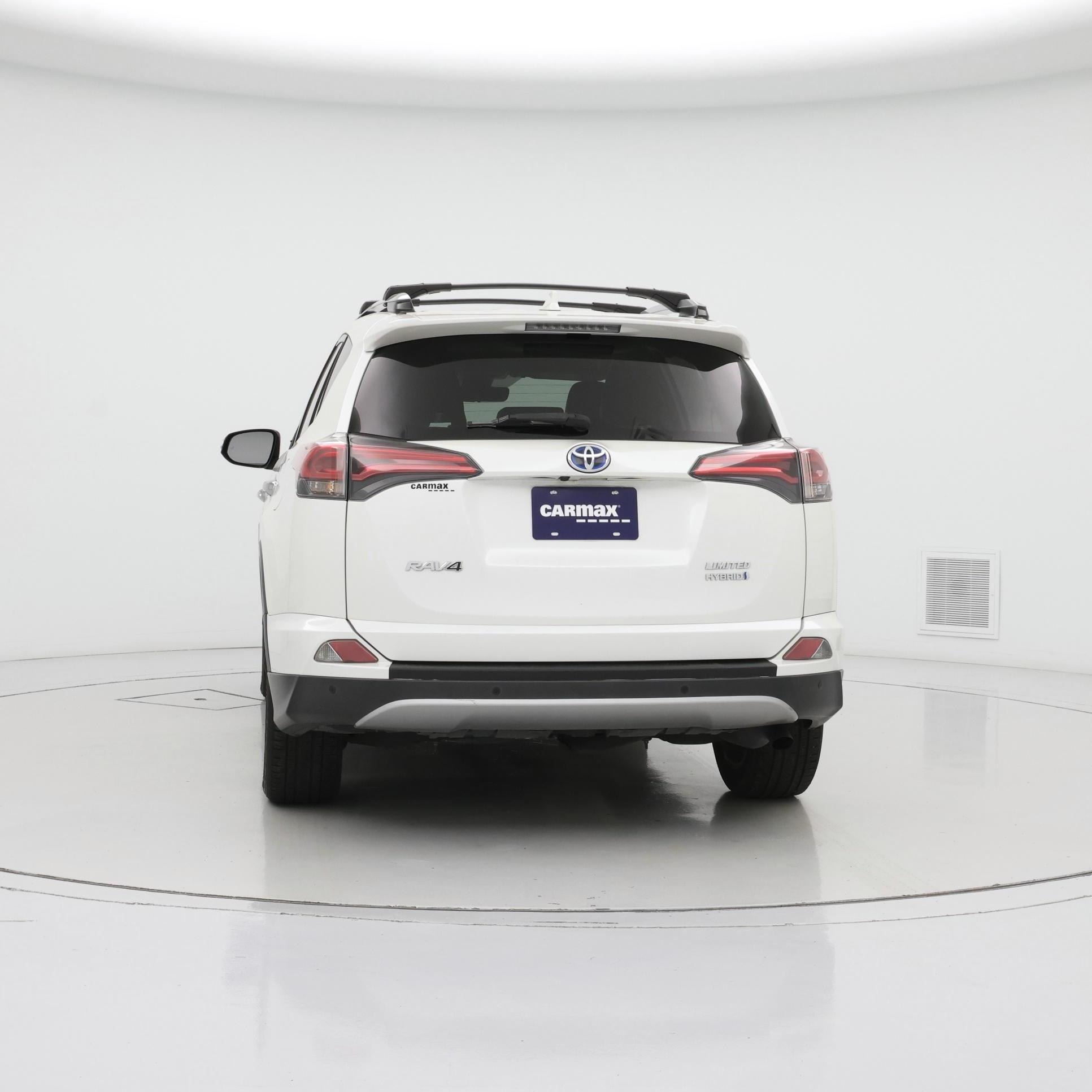 Thumbnail: 2018 Toyota RAV4 - 6