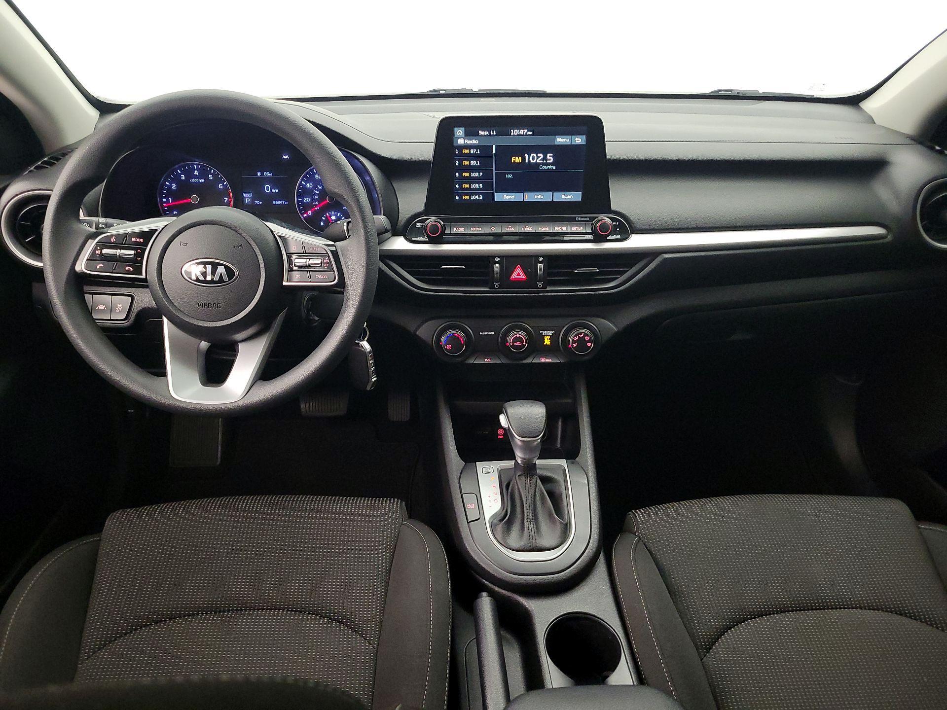 Thumbnail: 2020 Kia Forte - 9