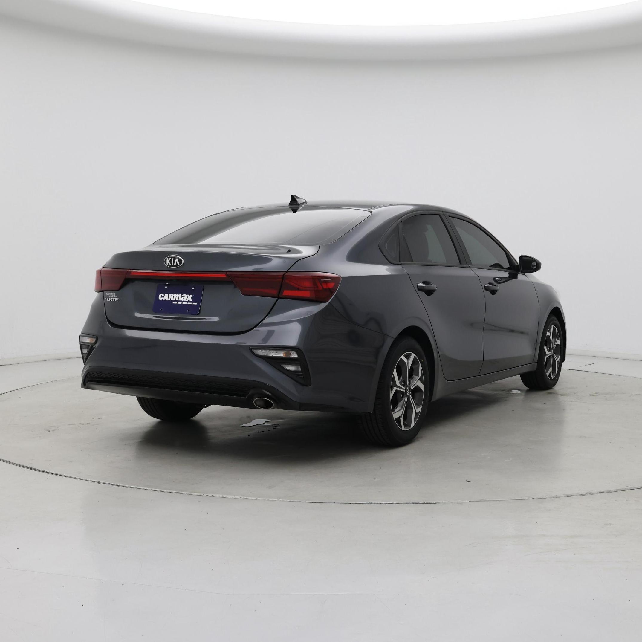 Thumbnail: 2020 Kia Forte - 8