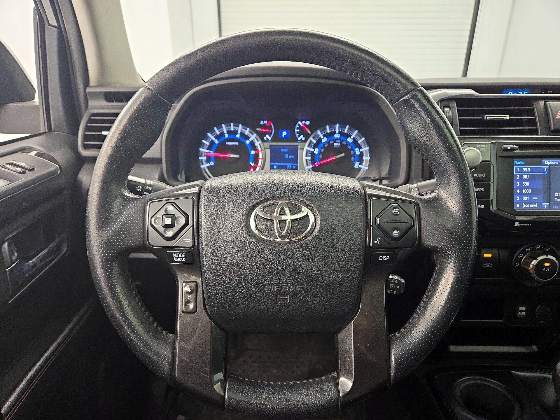 Thumbnail: 2018 Toyota 4Runner - 10