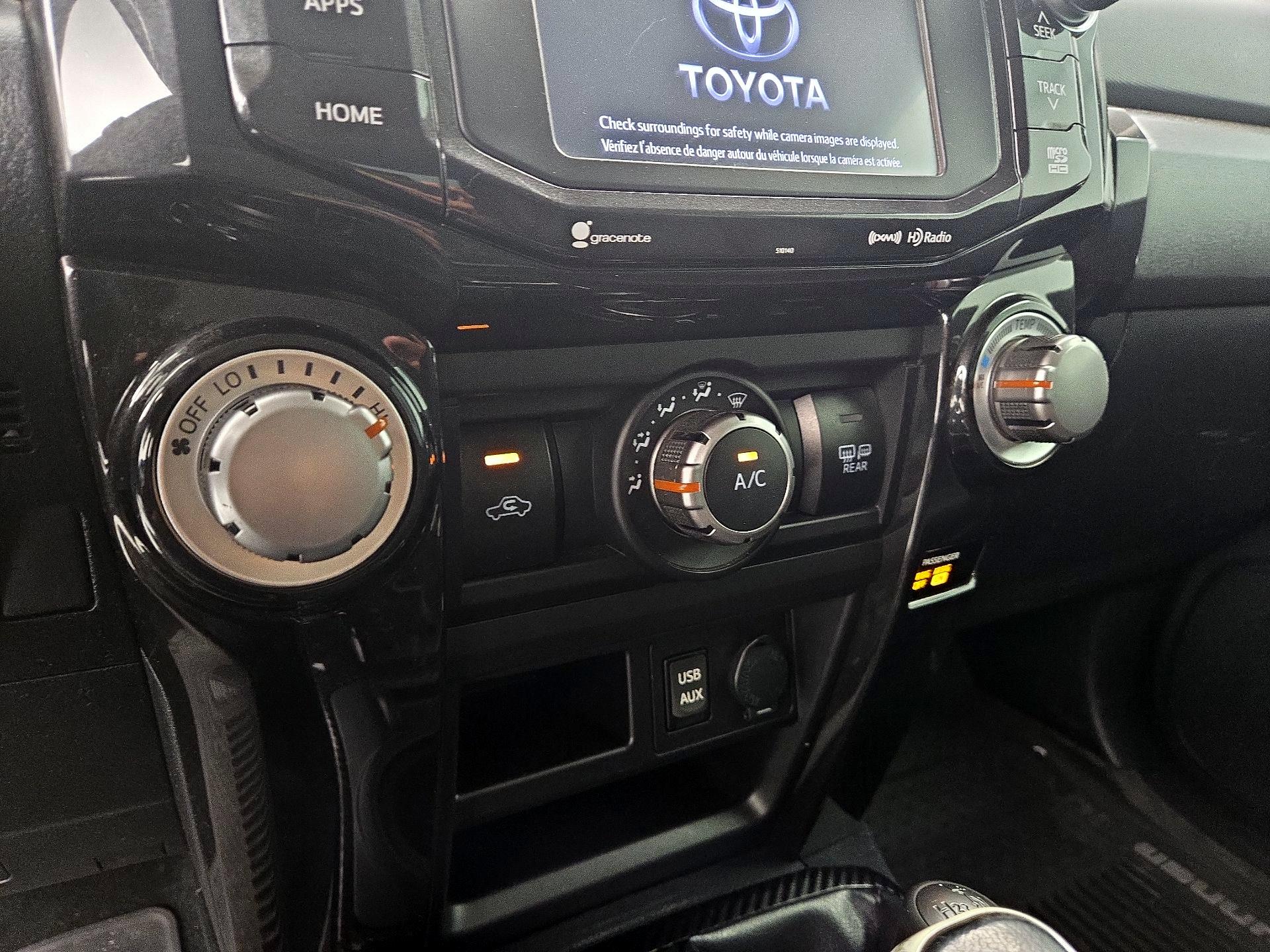 Thumbnail: 2018 Toyota 4Runner - 16