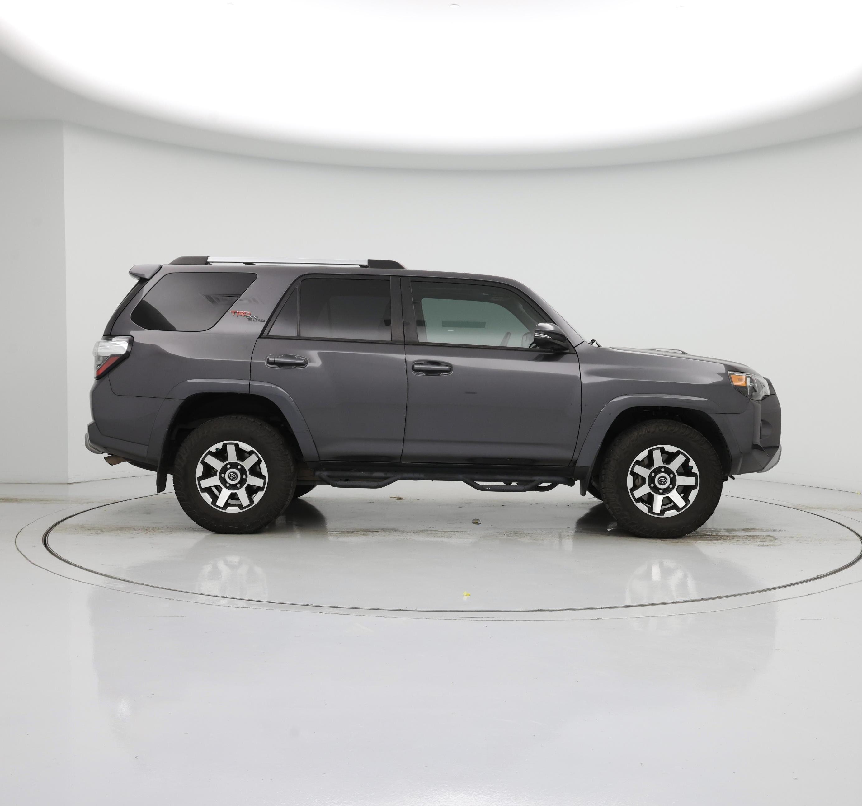 Thumbnail: 2018 Toyota 4Runner - 7