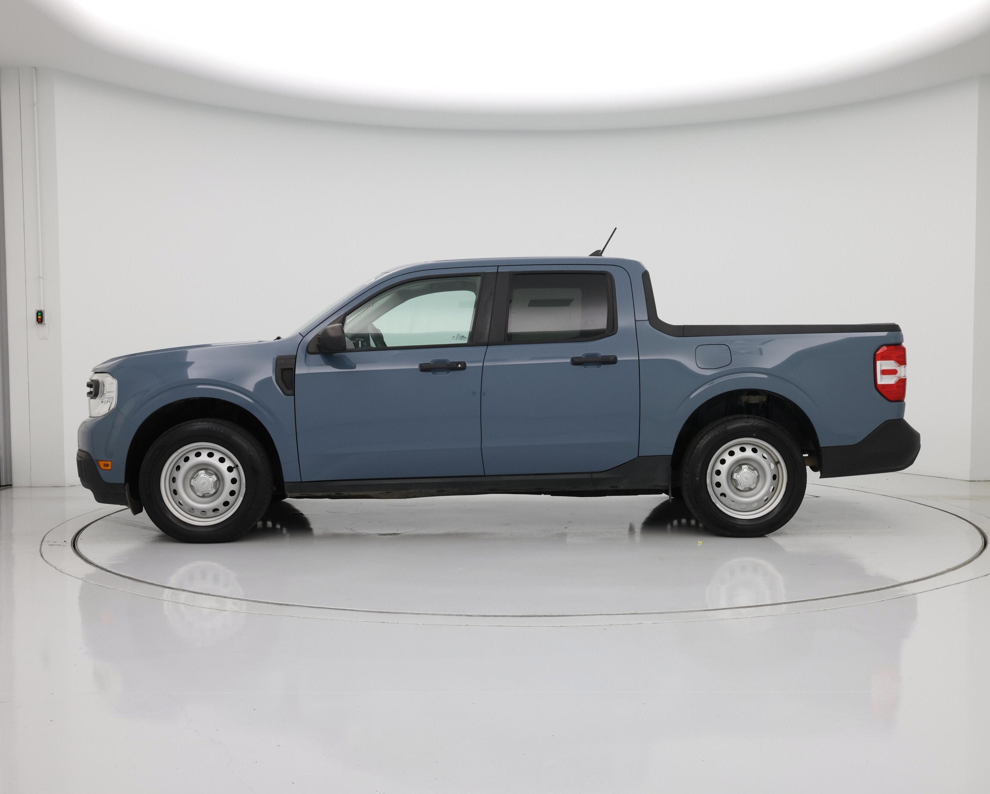 Thumbnail: 2022 Ford Maverick - 3