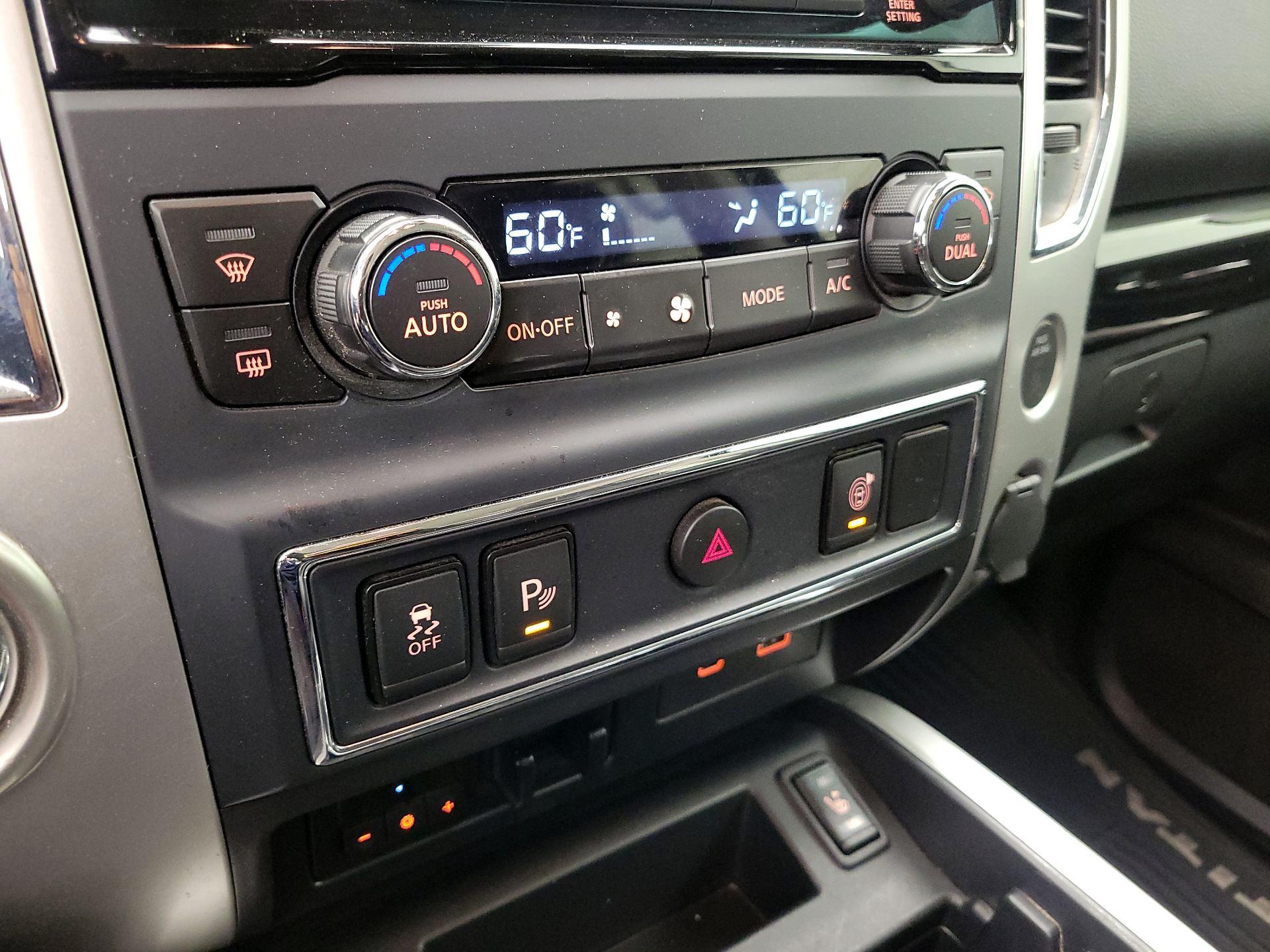 Thumbnail: 2020 Nissan Titan - 17