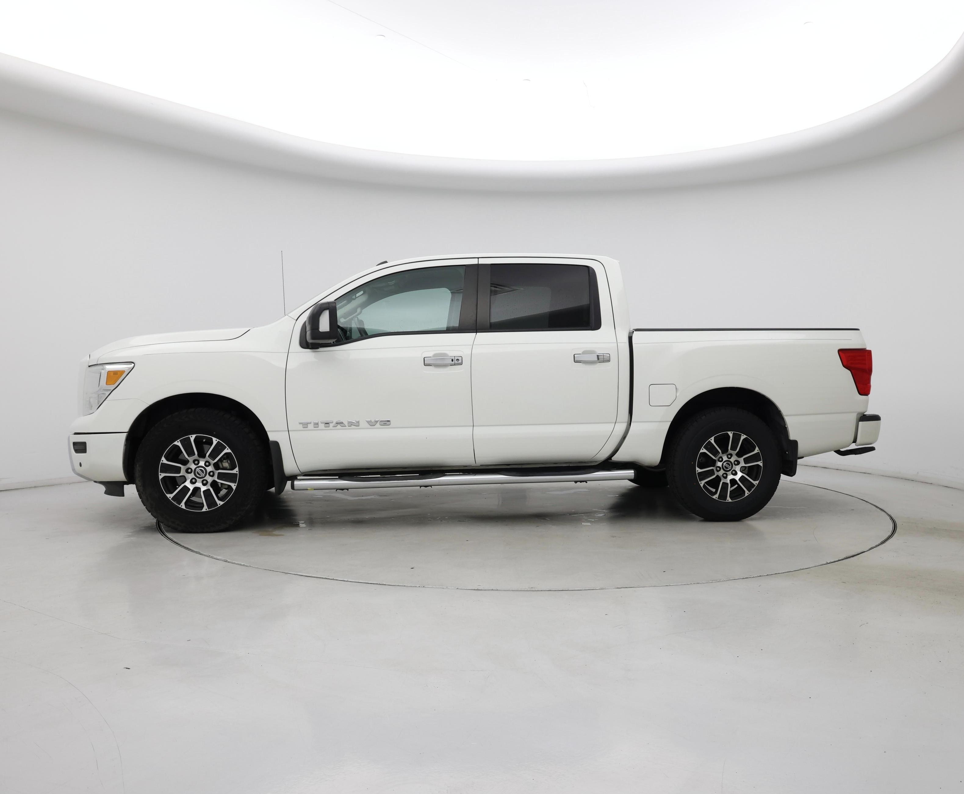 Thumbnail: 2020 Nissan Titan - 3