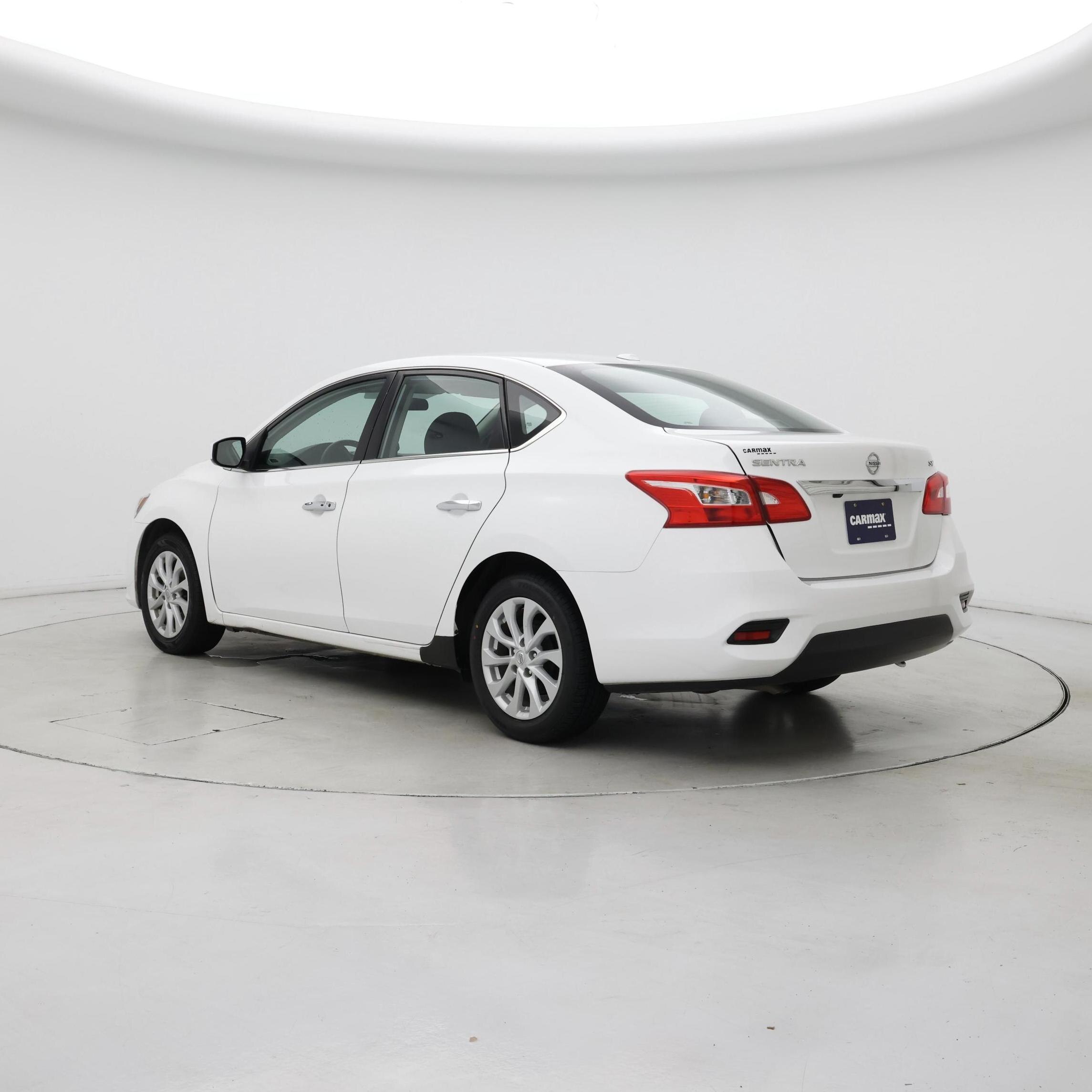 Thumbnail: 2019 Nissan Sentra - 2