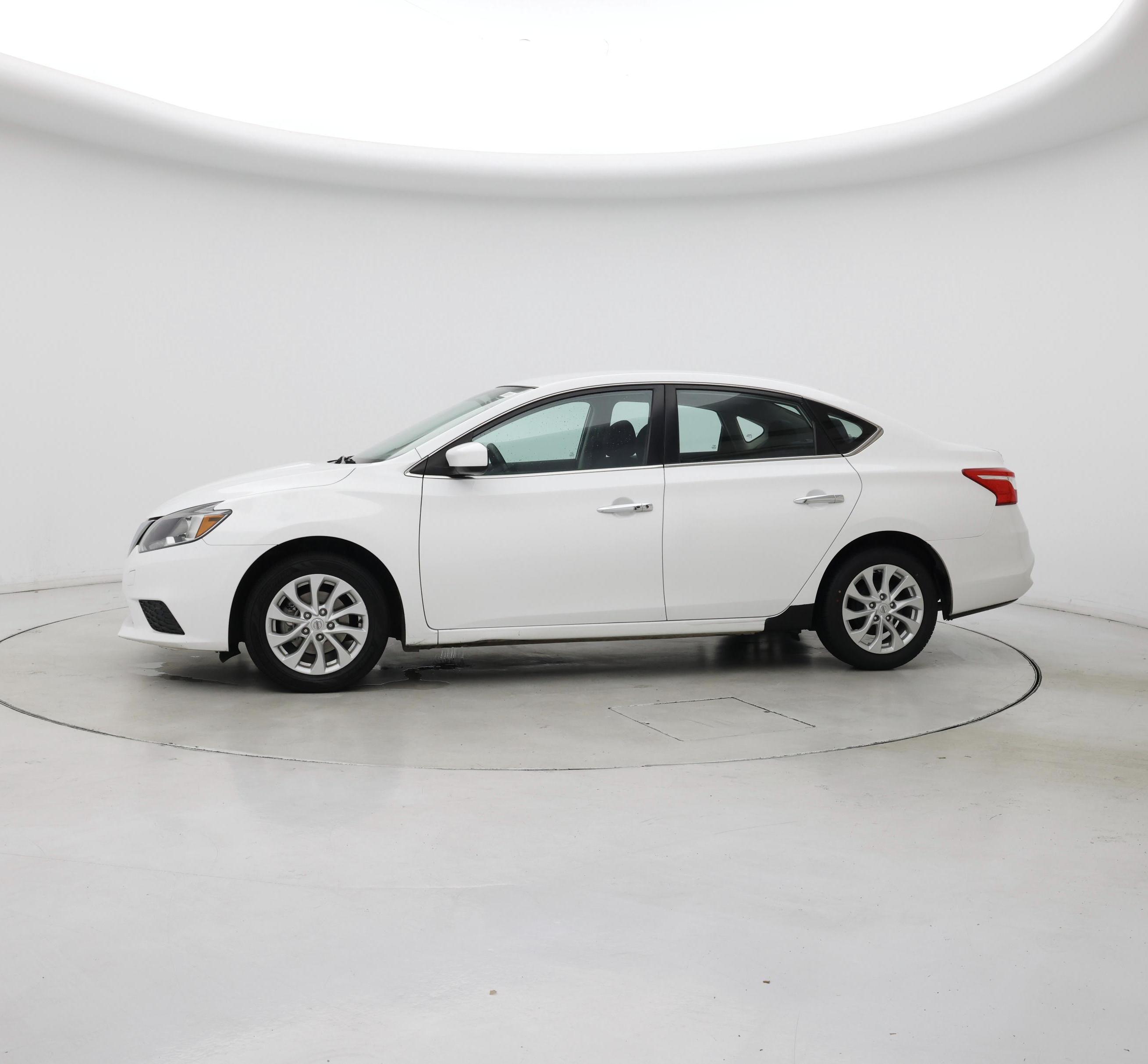 Thumbnail: 2019 Nissan Sentra - 3