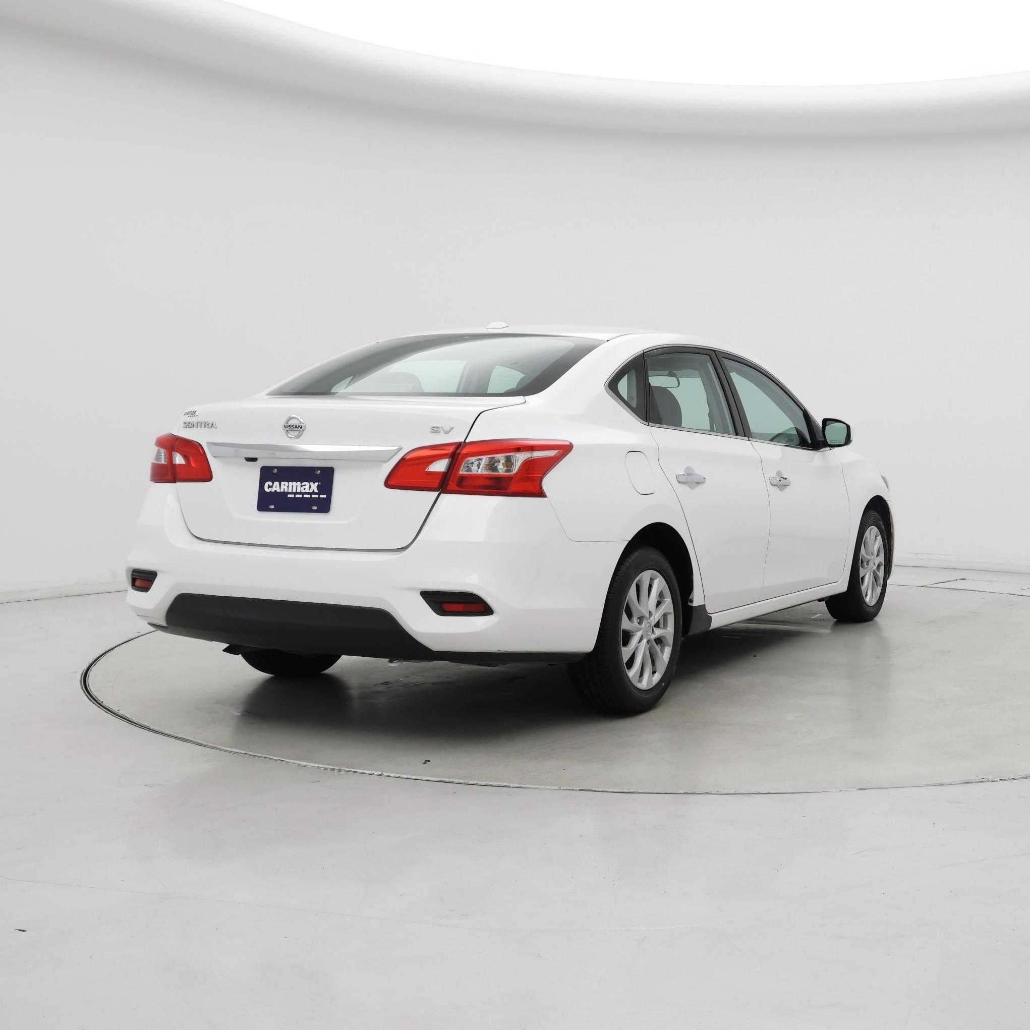 Thumbnail: 2019 Nissan Sentra - 8