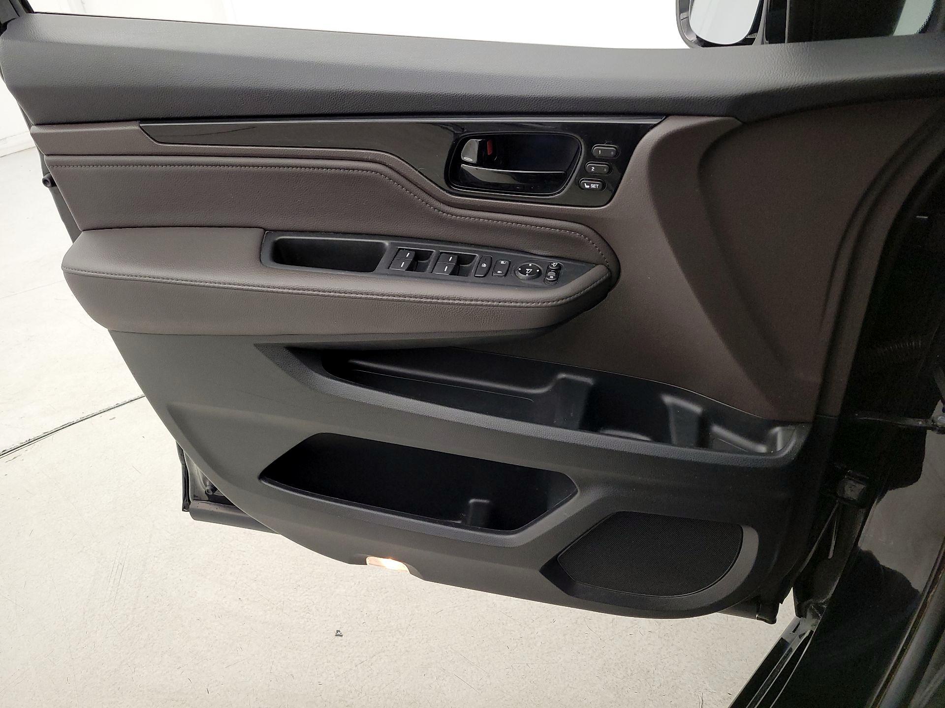 Thumbnail: 2020 Honda Odyssey - 12