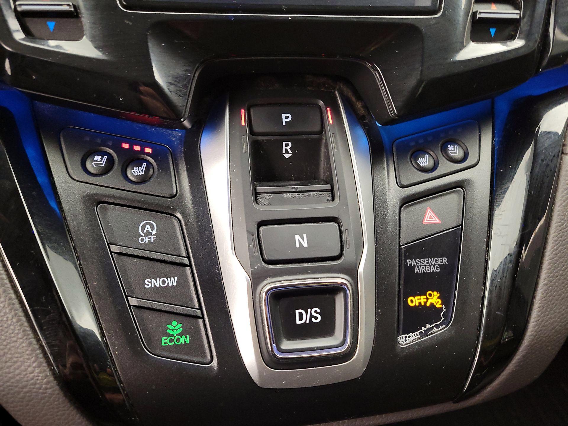 Thumbnail: 2020 Honda Odyssey - 17