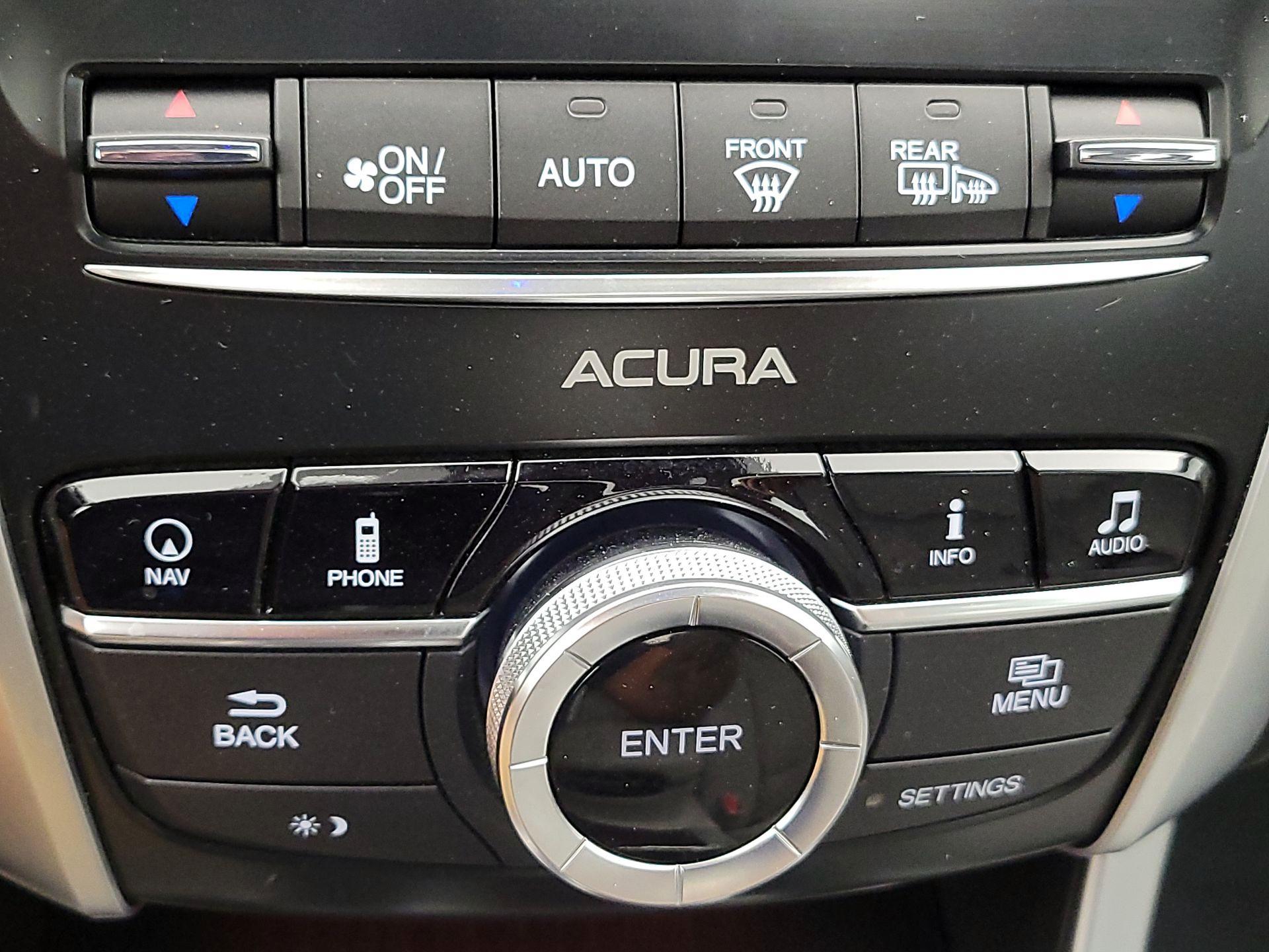 Thumbnail: 2015 Acura TLX - 17