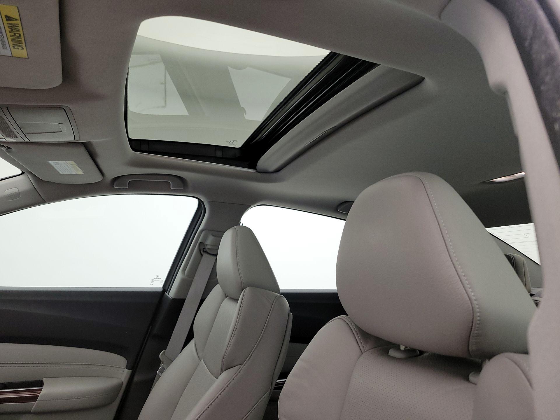 Thumbnail: 2015 Acura TLX - 20