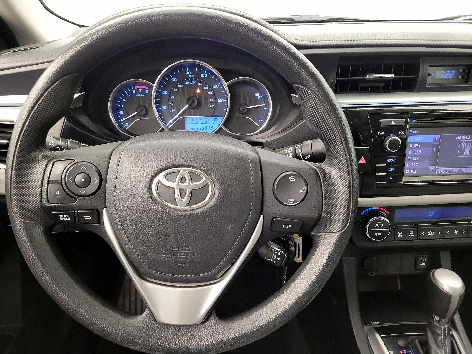 Thumbnail: 2016 Toyota Corolla - 10