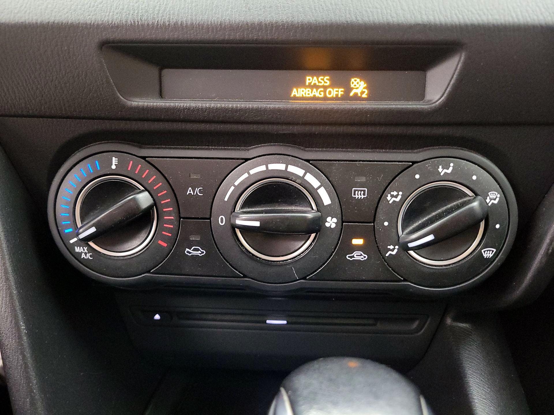 Thumbnail: 2014 Mazda Mazda3 - 15