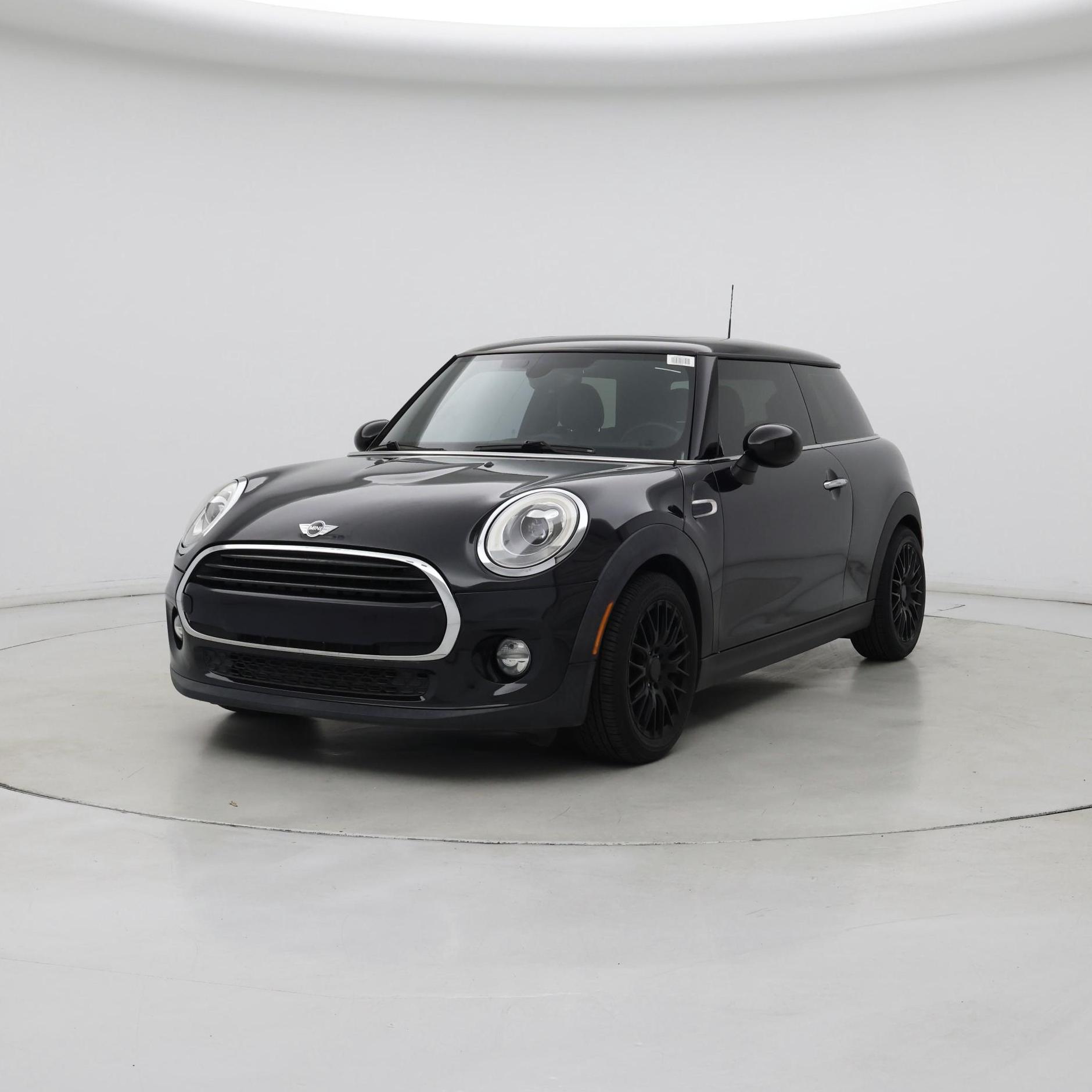 Thumbnail: 2016 MINI Cooper Hardtop - 4