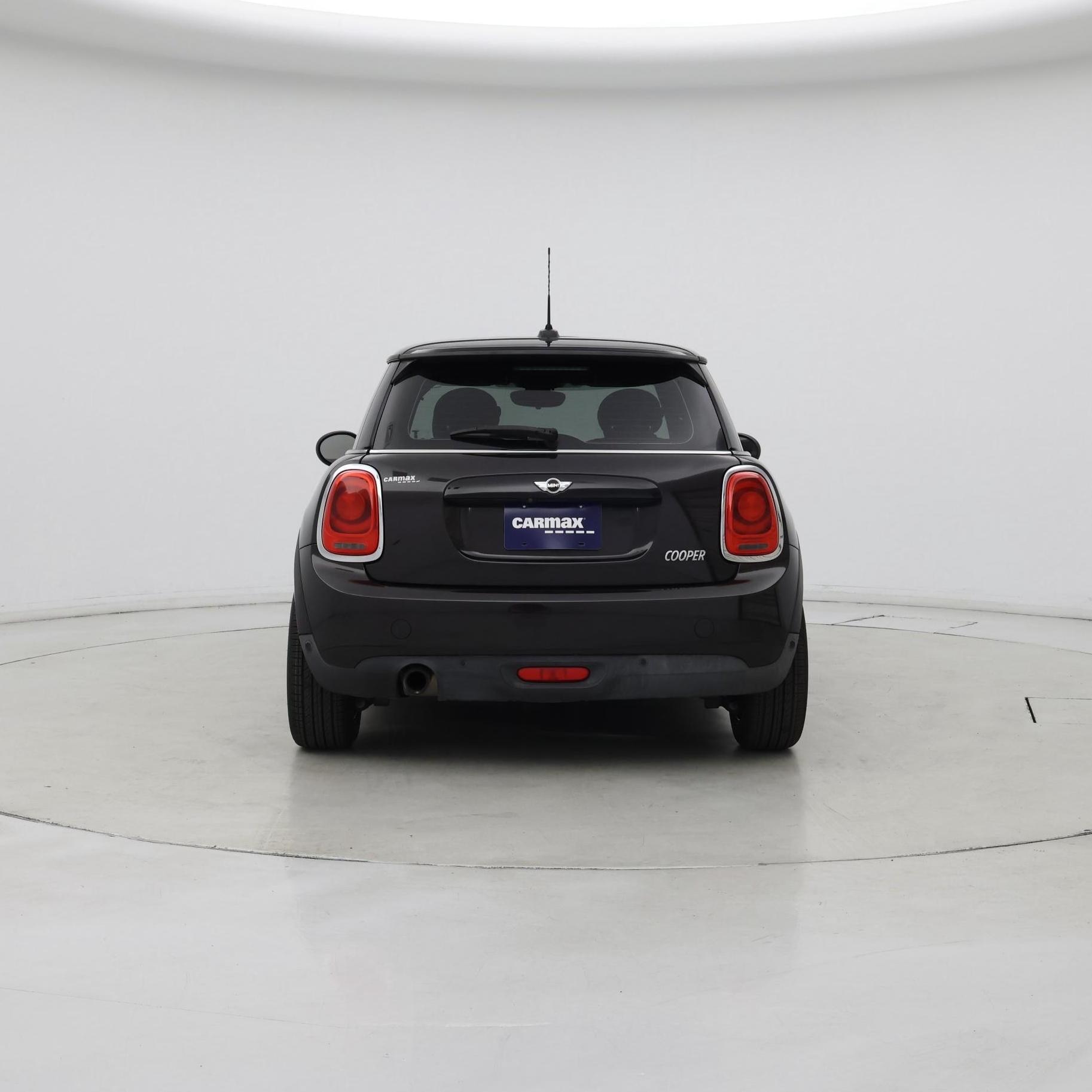 Thumbnail: 2016 MINI Cooper Hardtop - 6