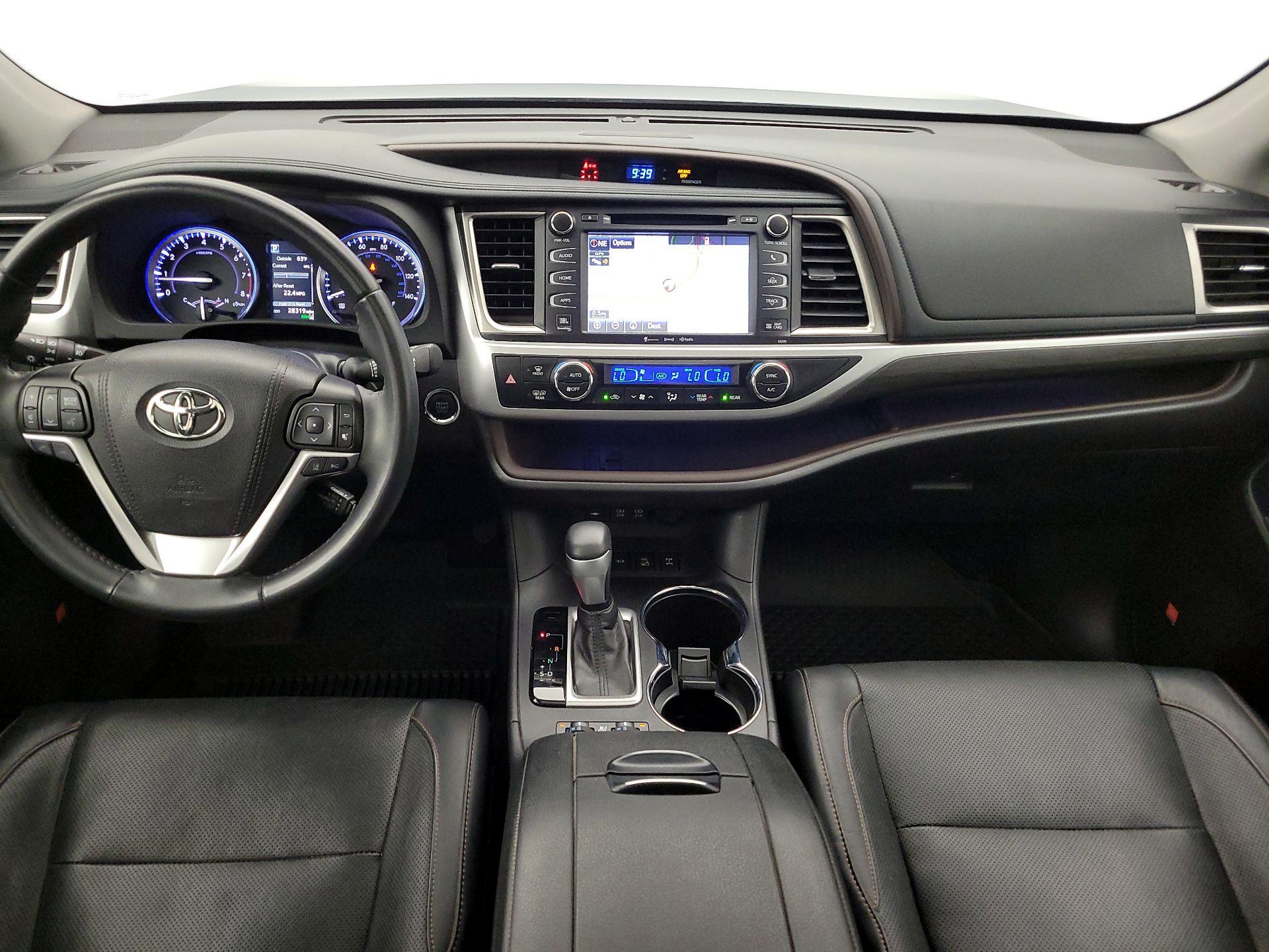 Thumbnail: 2019 Toyota Highlander - 9