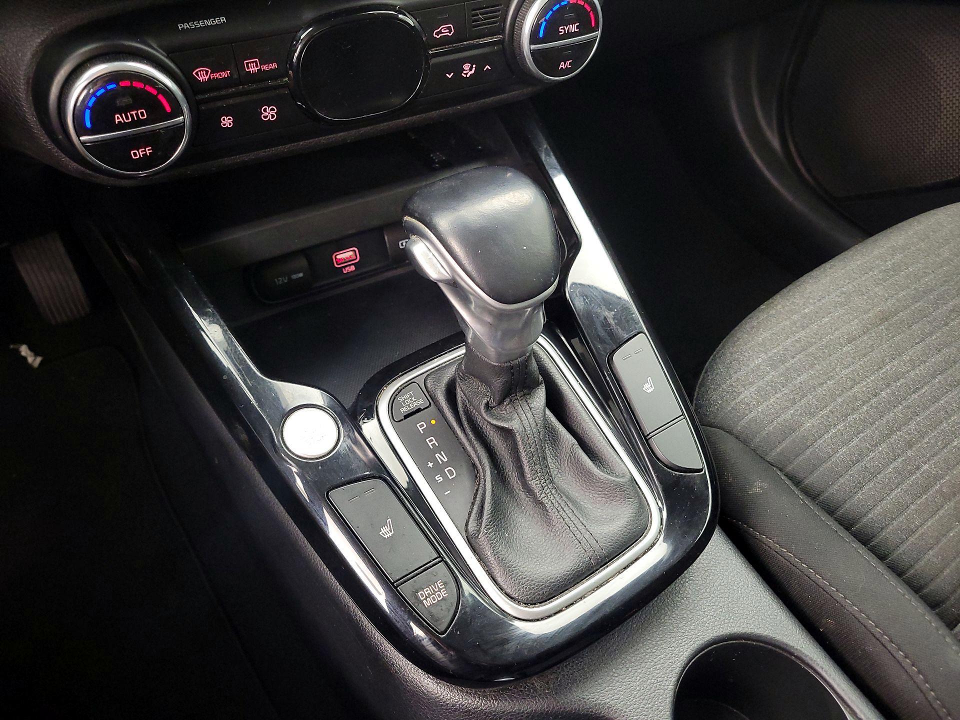 Thumbnail: 2020 Kia Soul - 18