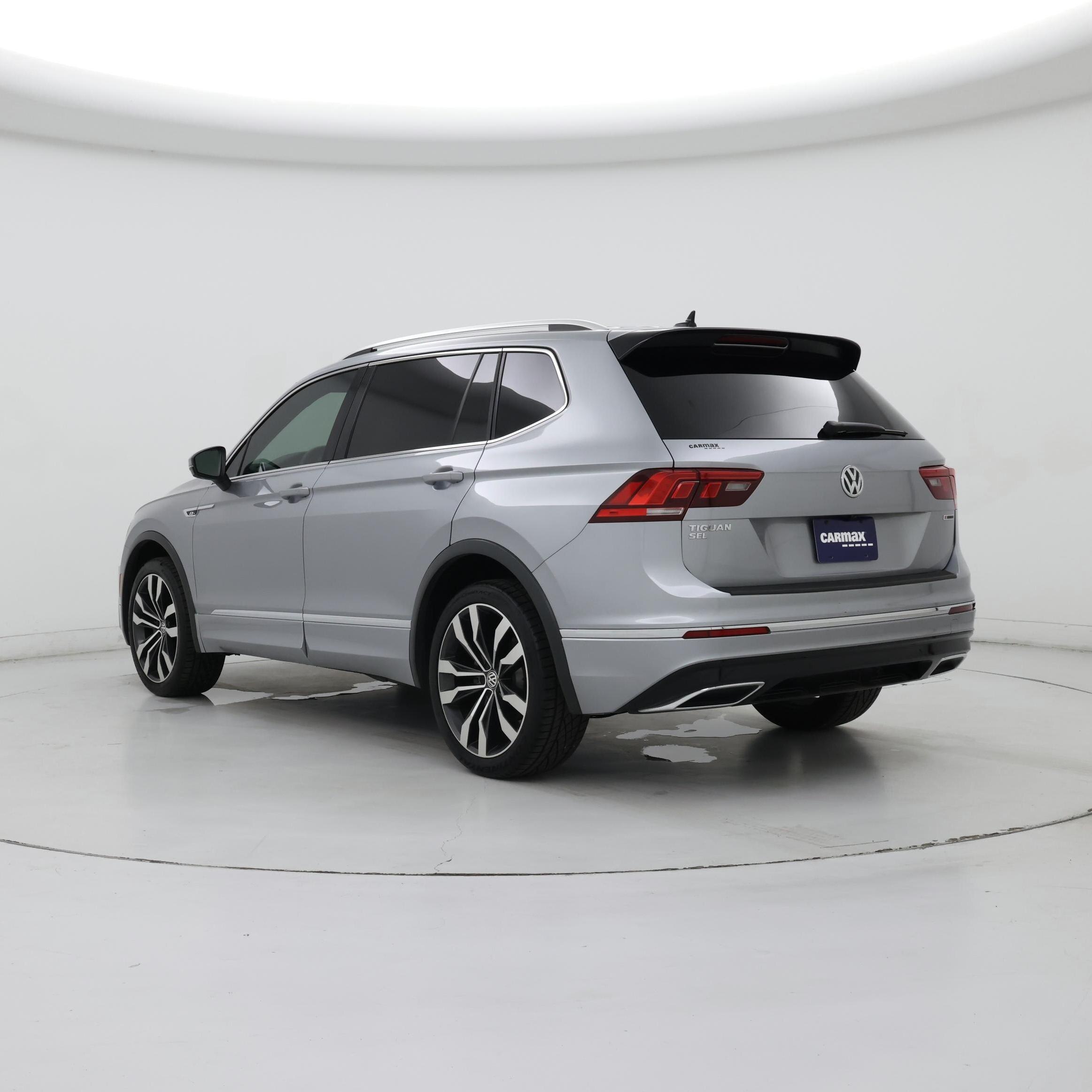 Thumbnail: 2020 Volkswagen Tiguan - 2