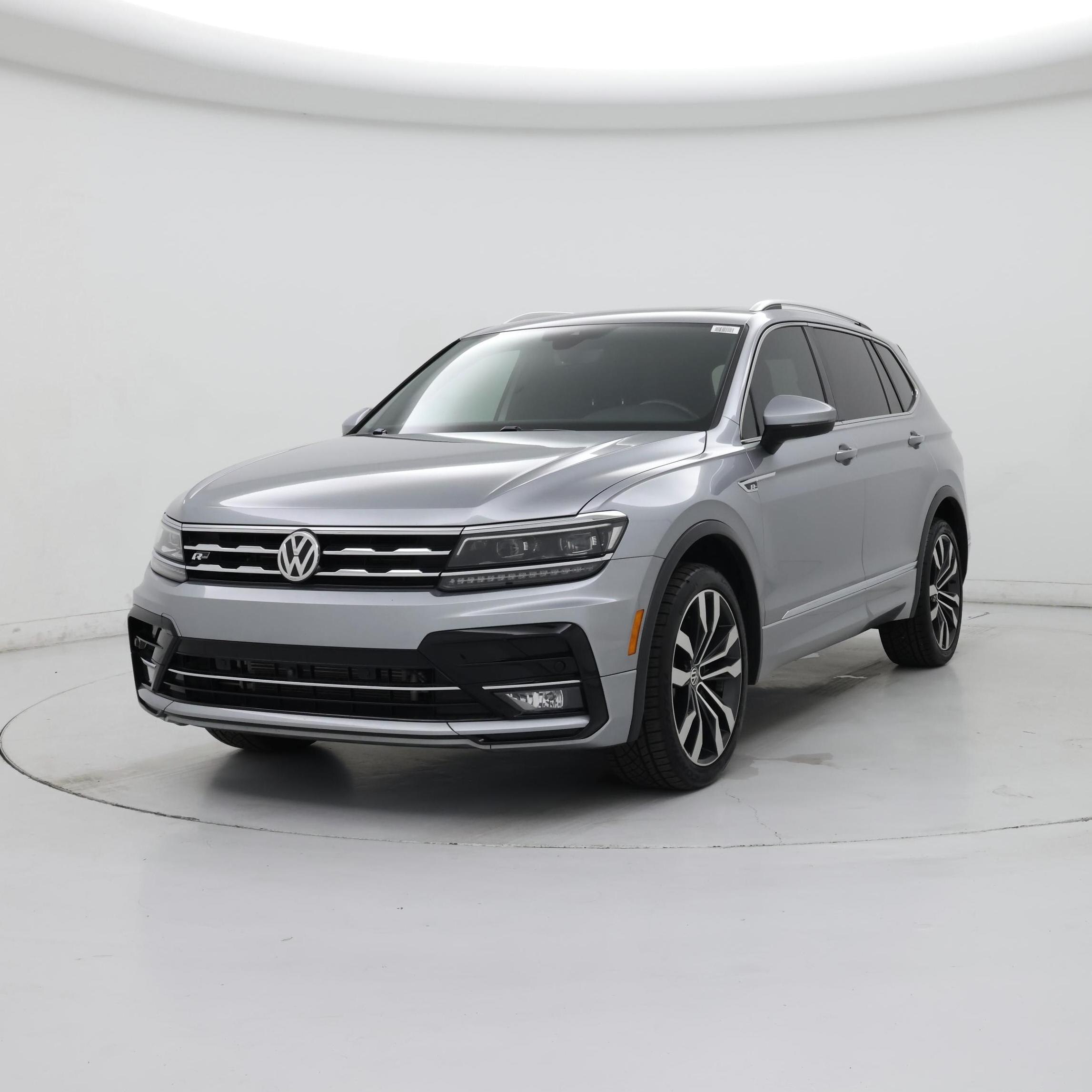 Thumbnail: 2020 Volkswagen Tiguan - 4