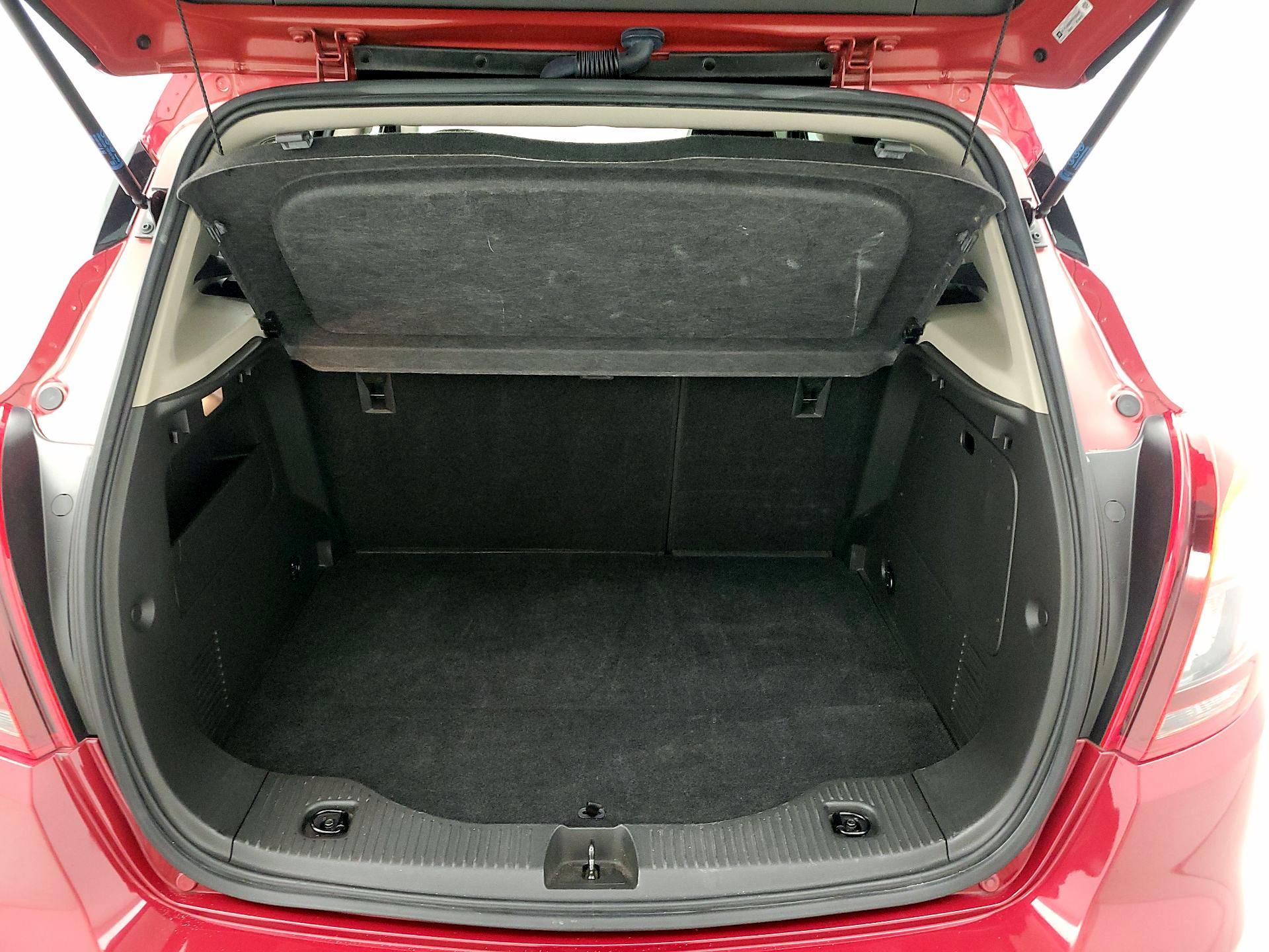 Thumbnail: 2019 Buick Encore - 20