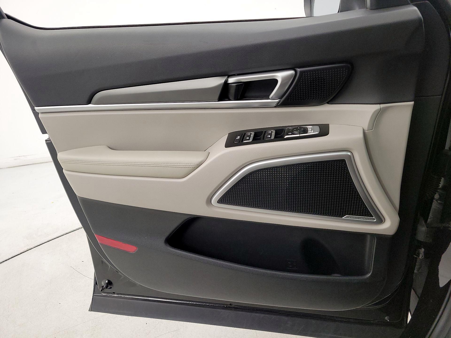 Thumbnail: 2021 Kia Telluride - 12