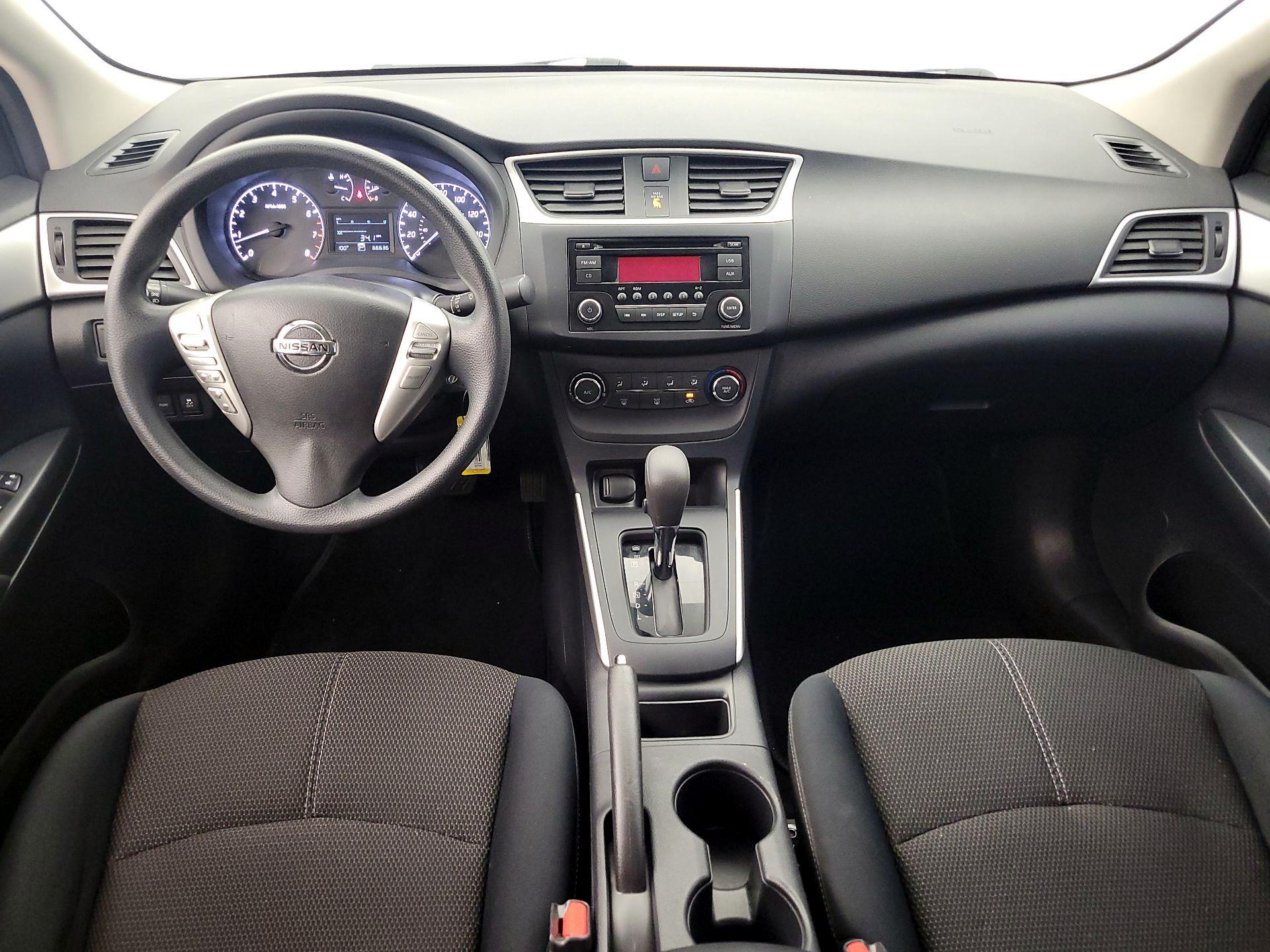 Thumbnail: 2017 Nissan Sentra - 9