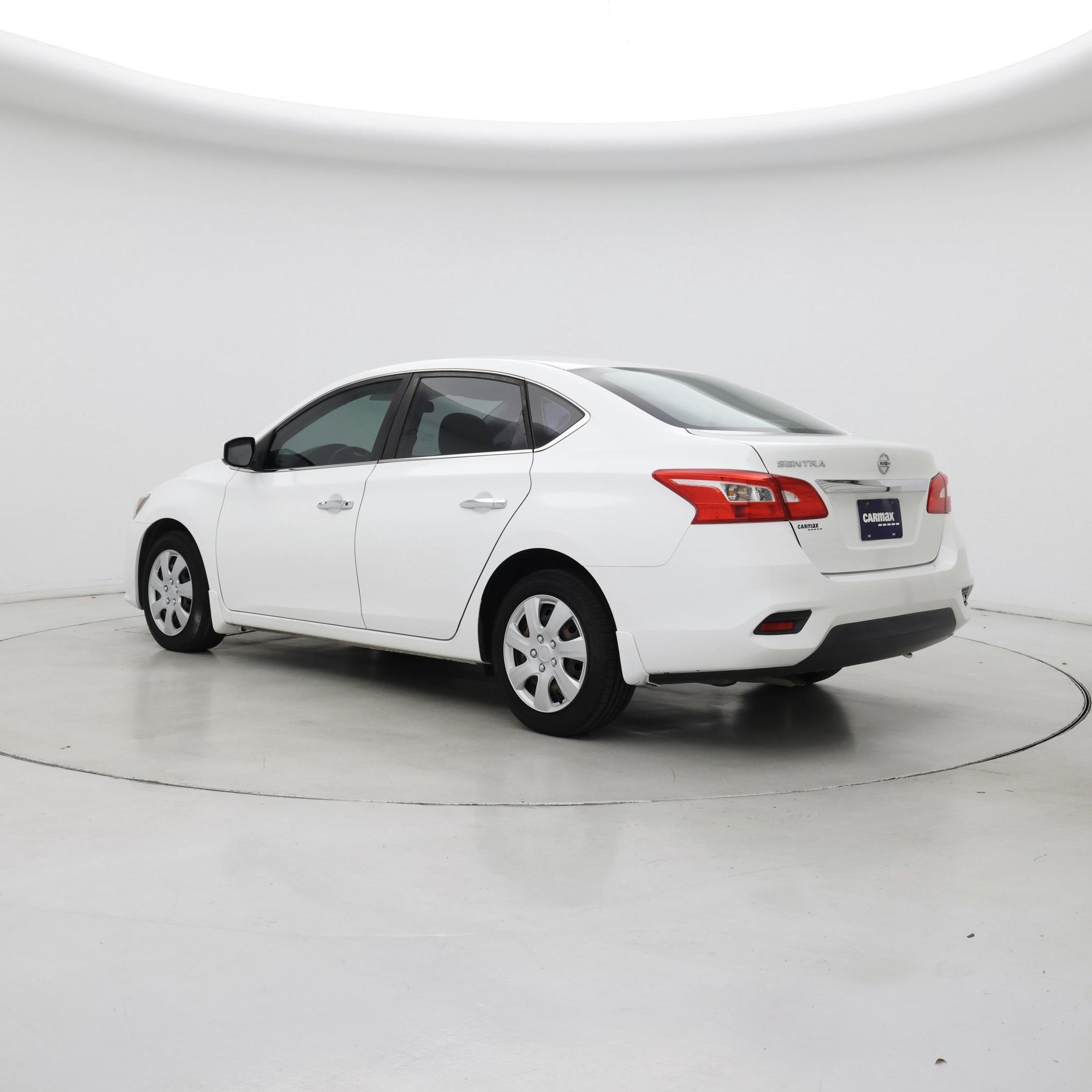 Thumbnail: 2017 Nissan Sentra - 2