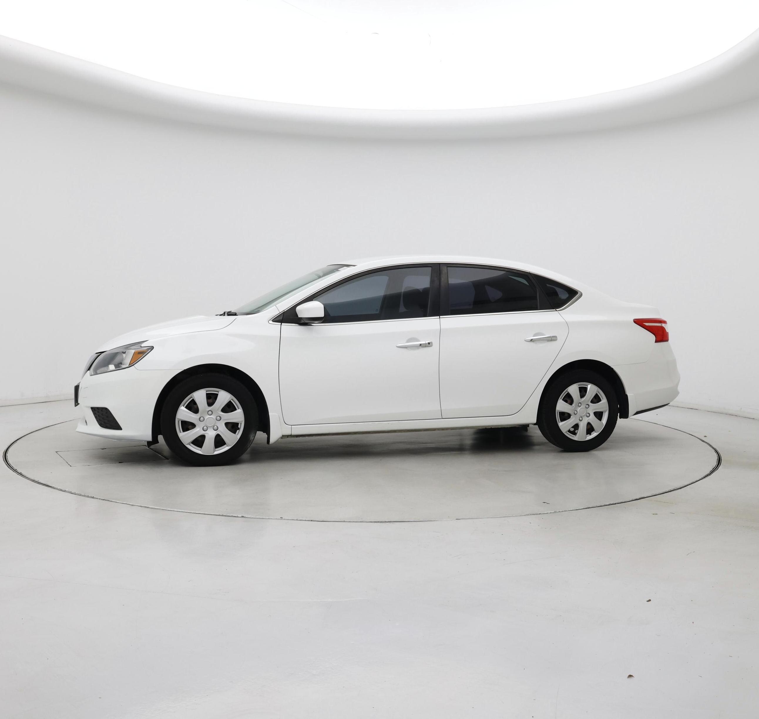 Thumbnail: 2017 Nissan Sentra - 3