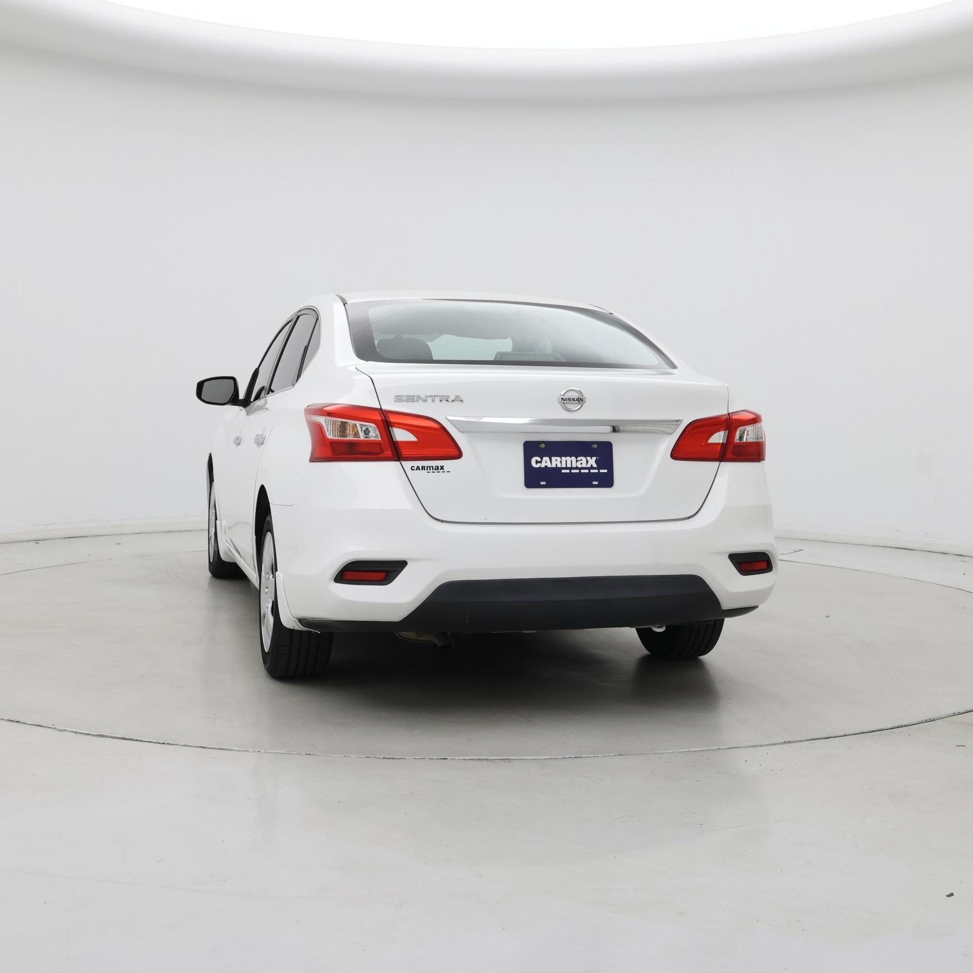 Thumbnail: 2017 Nissan Sentra - 6