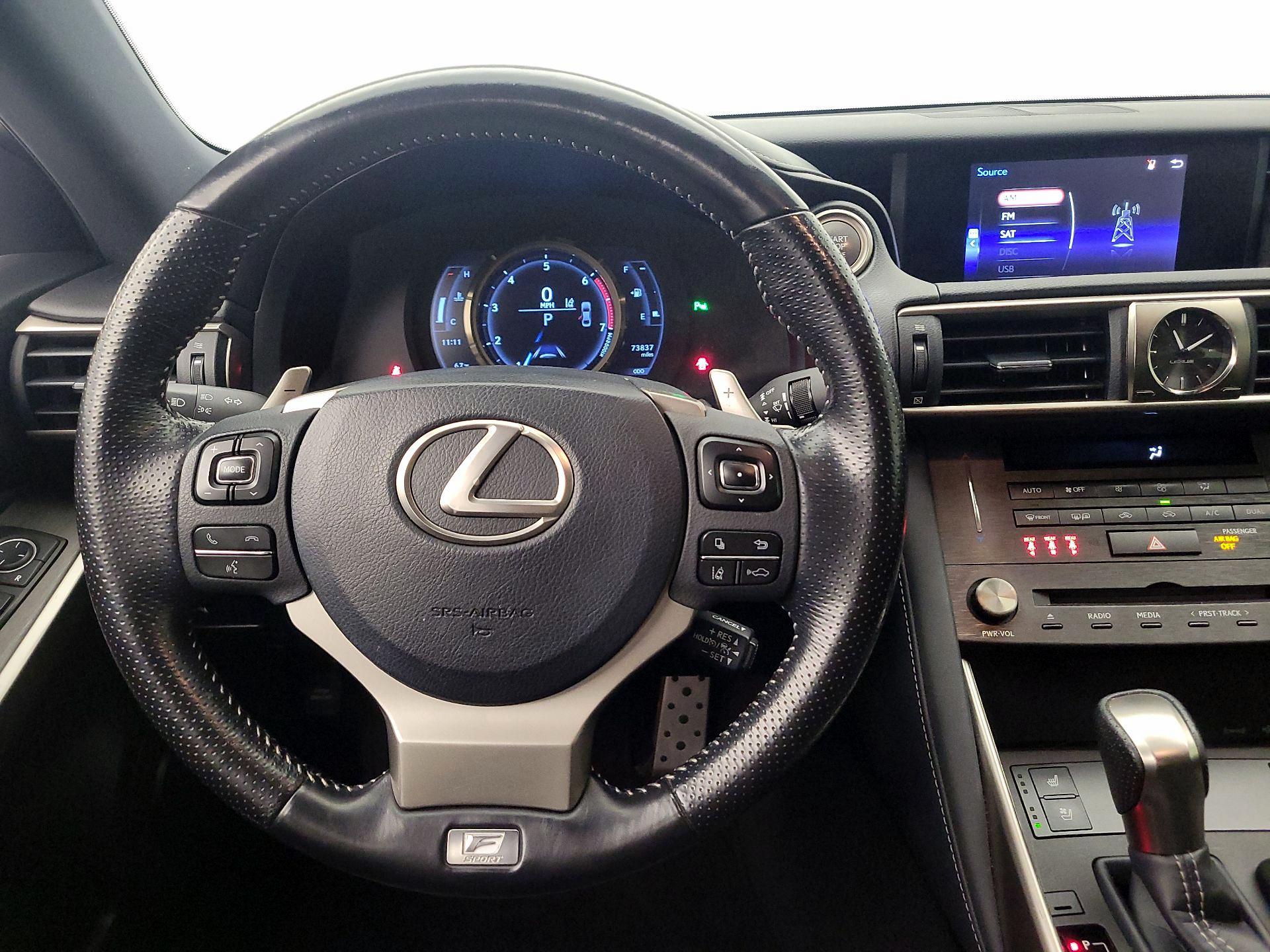 Thumbnail: 2020 Lexus IS - 10