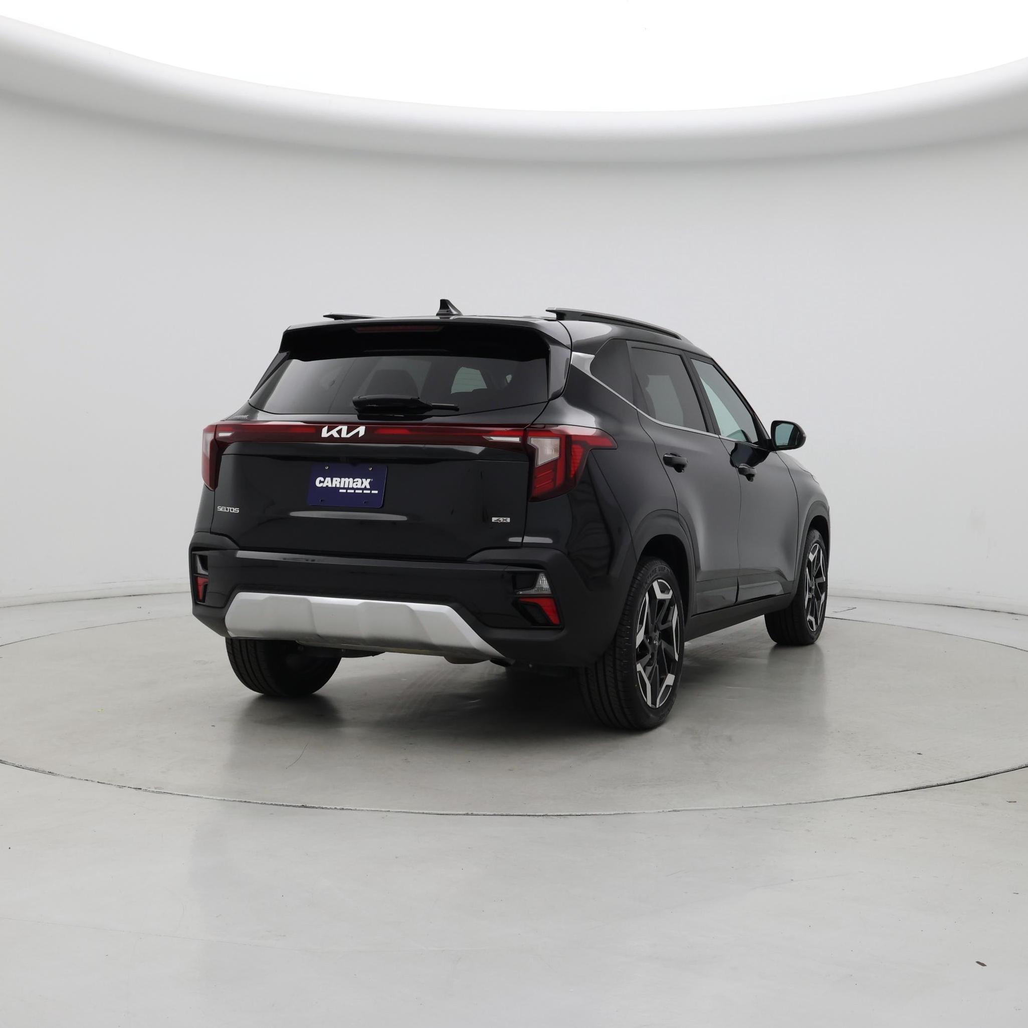 Thumbnail: 2024 Kia Seltos - 8