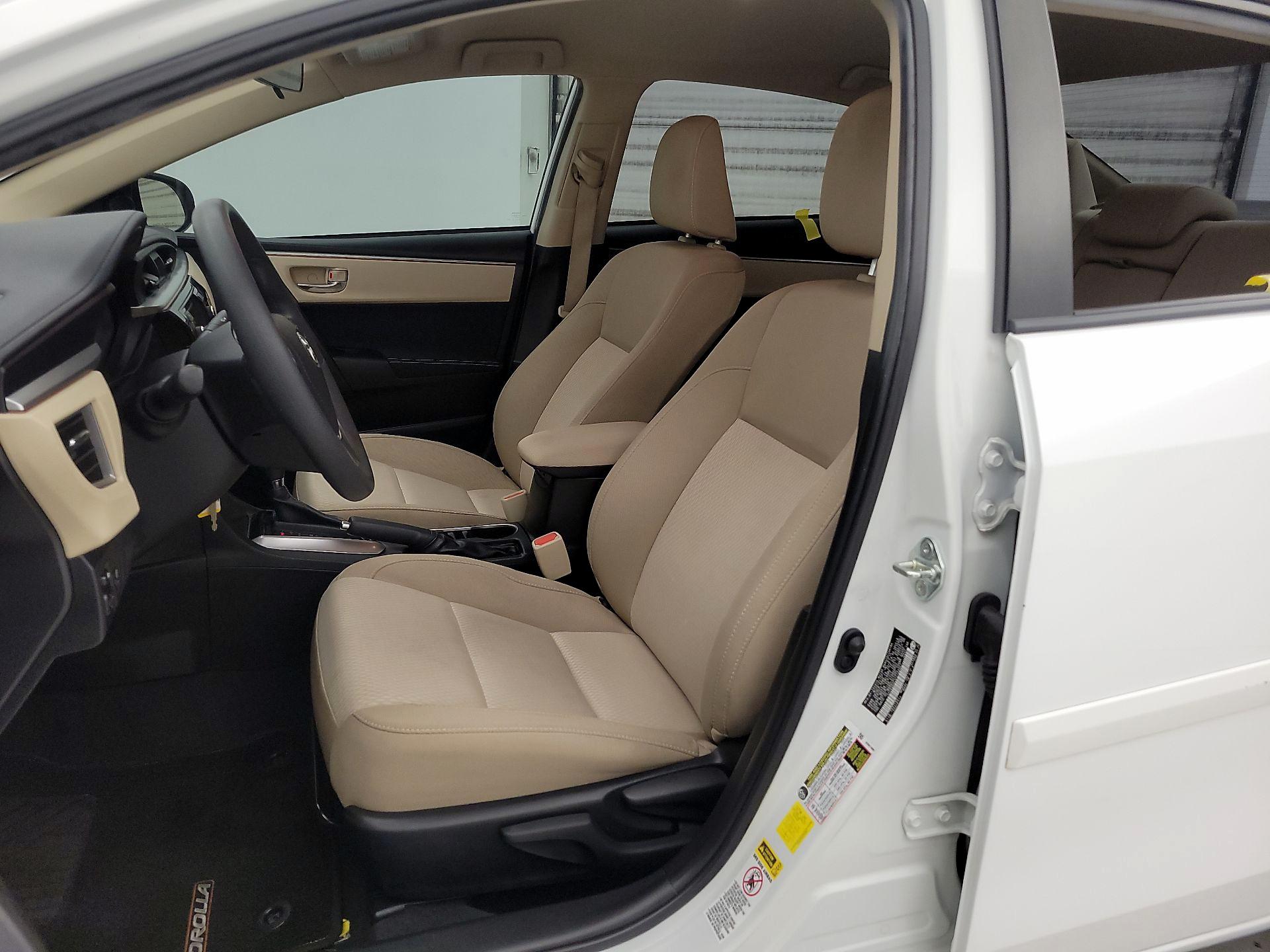 Thumbnail: 2015 Toyota Corolla - 11