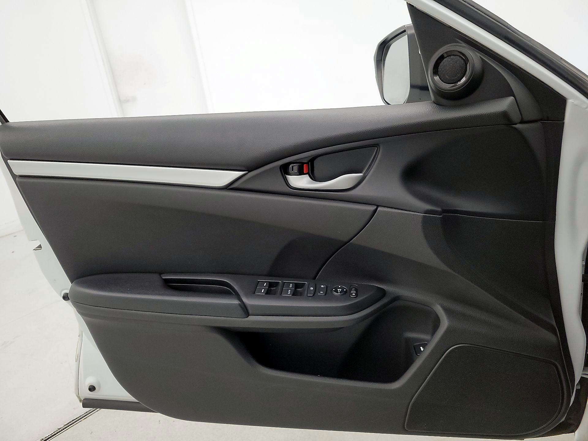 Thumbnail: 2020 Honda Civic - 12