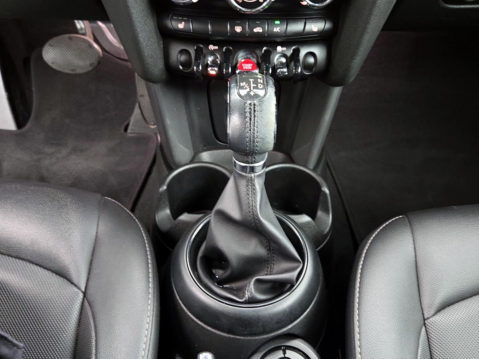 Thumbnail: 2019 MINI Cooper - 18