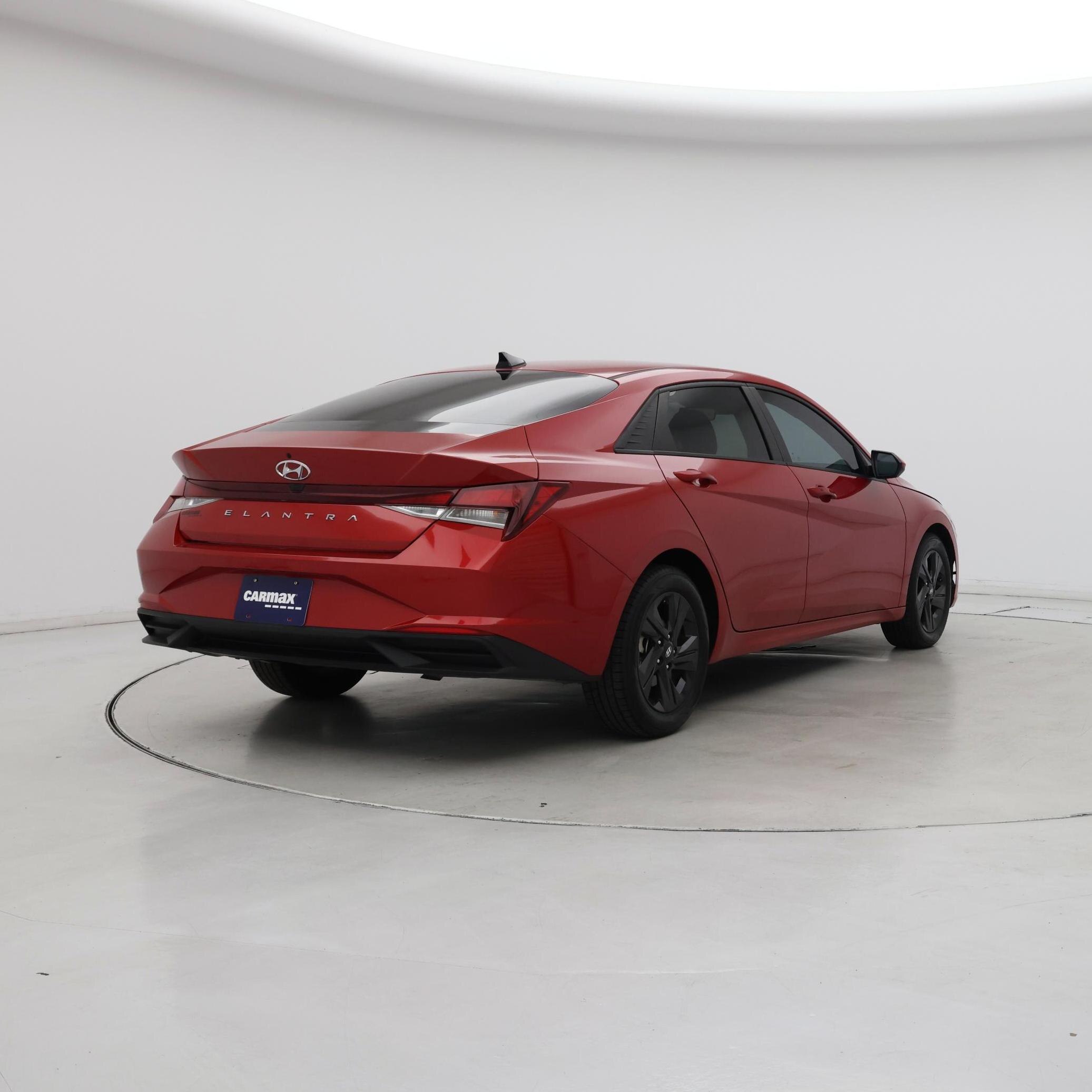 Thumbnail: 2022 Hyundai Elantra - 8