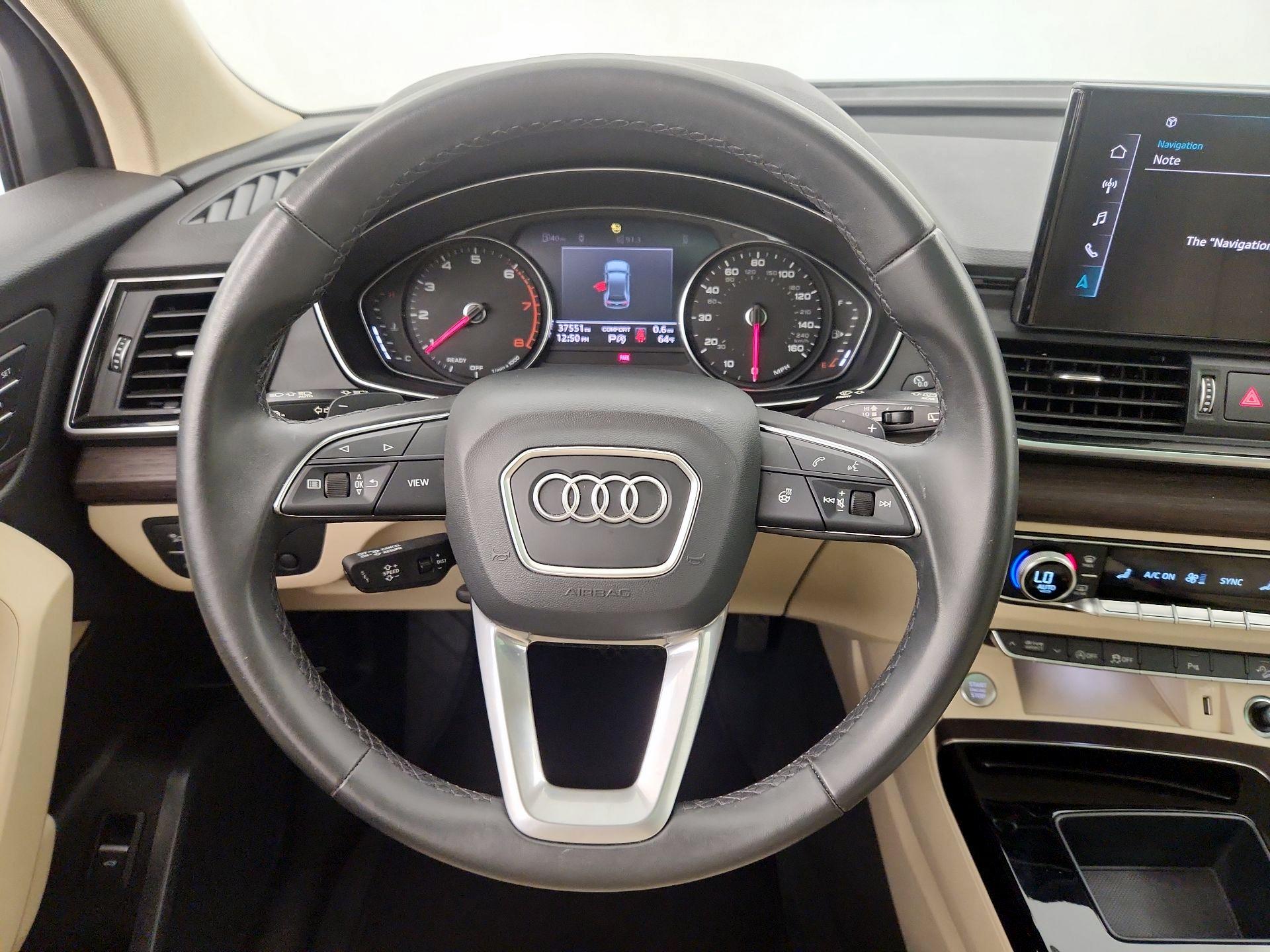 Thumbnail: 2023 Audi Q5 - 10