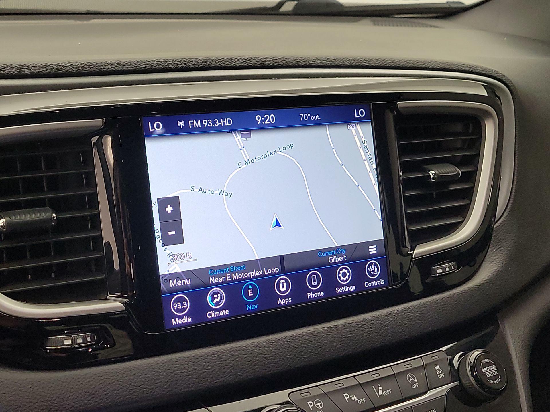 Thumbnail: 2020 Chrysler Pacifica - 14