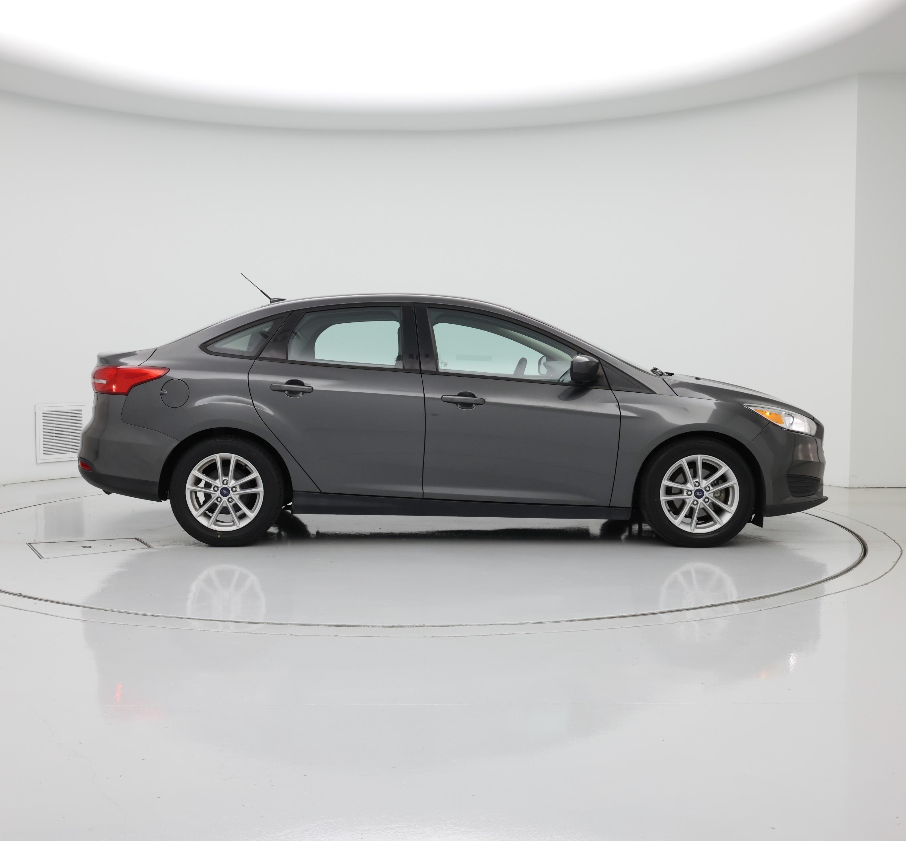 Thumbnail: 2018 Ford Focus - 7