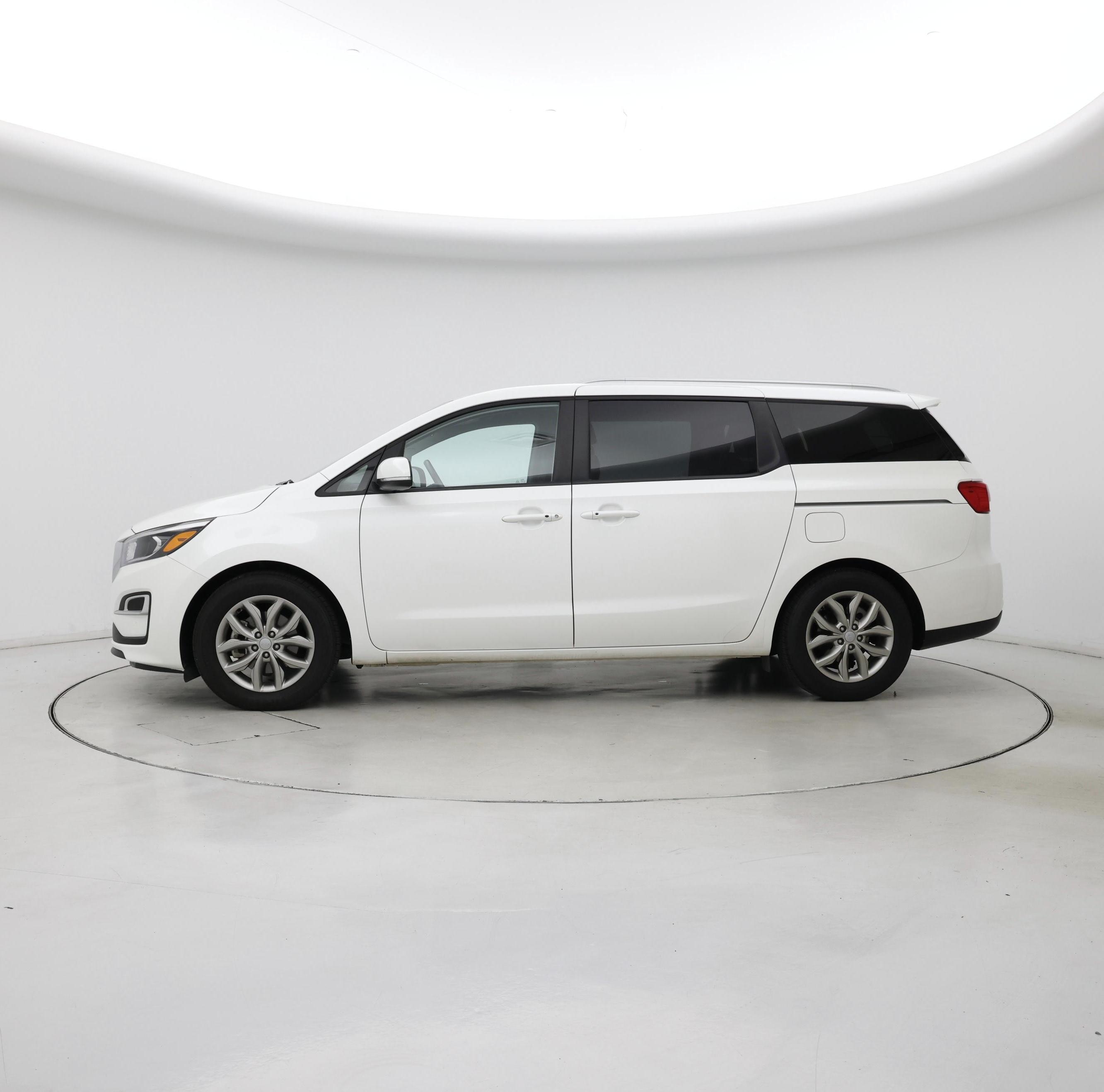 Thumbnail: 2020 Kia Sedona - 3
