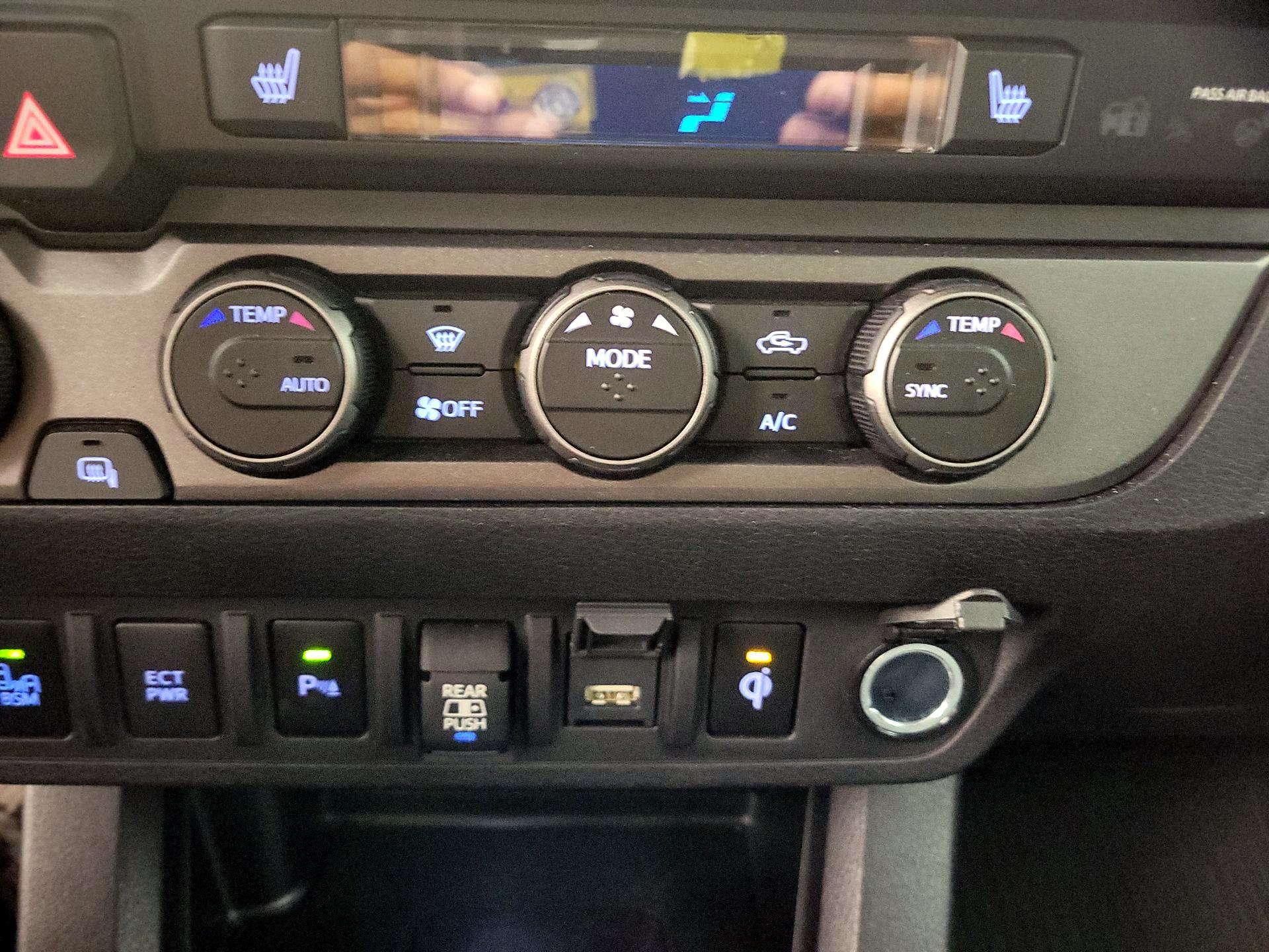 Thumbnail: 2021 Toyota Tacoma - 17